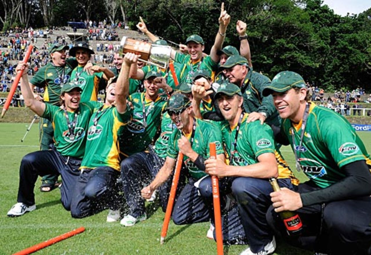 Central Districts celebrate their HRV Cup win, Central Districts v Auckland, HRV Cup final, New Plymouth, January 31, 2009