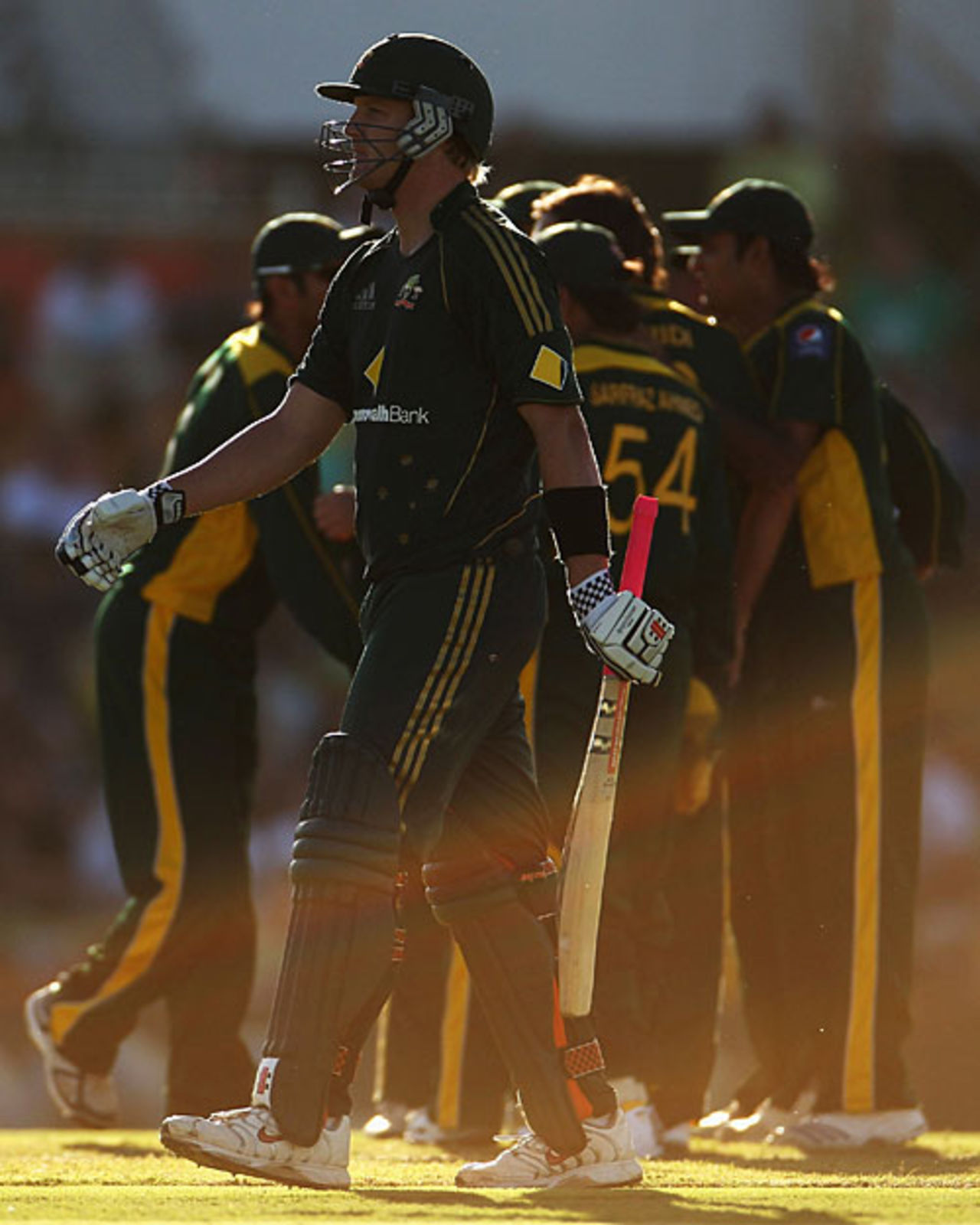 Cameron White makes the long walk back, Australia v Pakistan, 5th ODI, Perth, January 31, 2010
