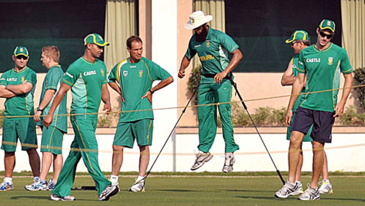The South Africans practice in Nagpur, Nagpur, January 31, 2010