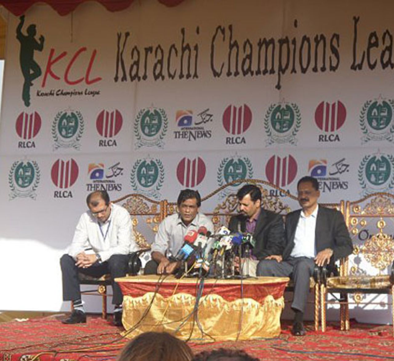 Rashid Latif (second from left) at the launch of the Karachi Champions League, Karachi, February 2, 2010
