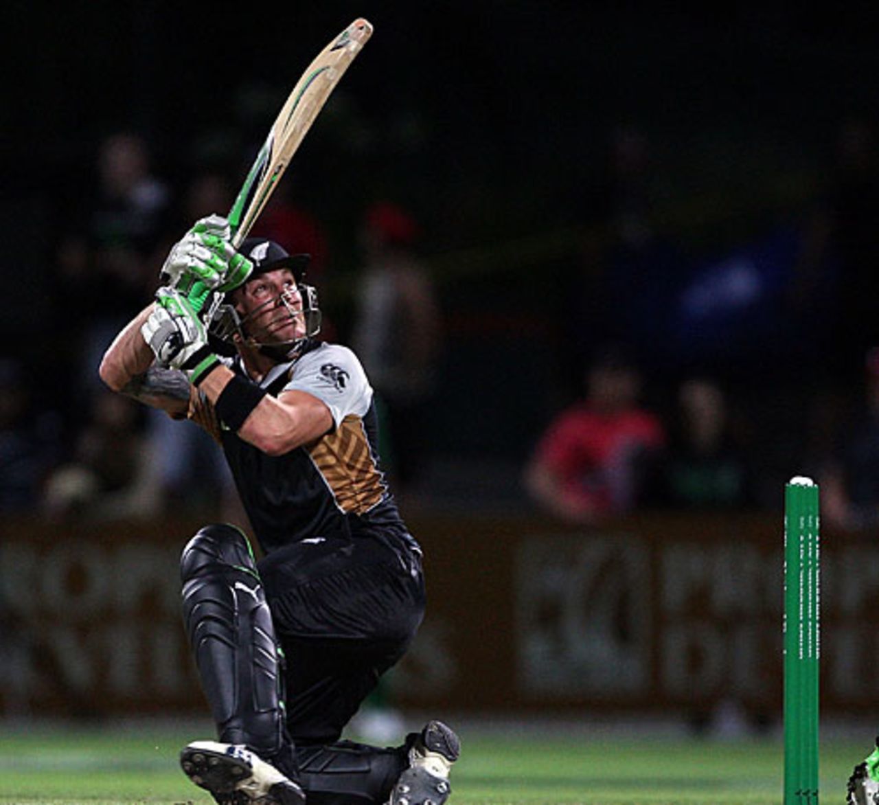 Brendon McCullum gets innovative, New Zealand v Bangladesh, only Twenty20, Hamilton, February 3, 2010