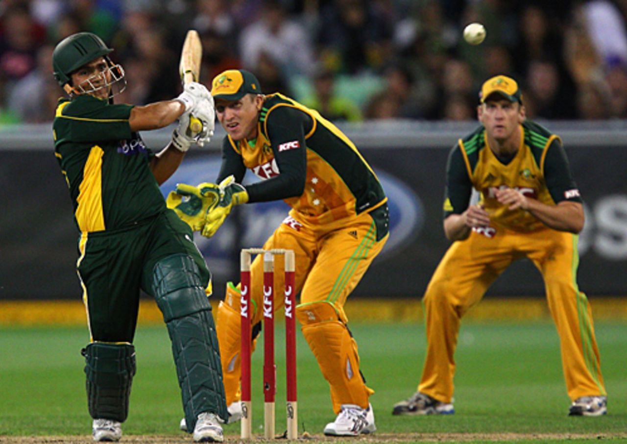 Kamran Akmal pulls during his blinder, Australia v Pakistan, only Twenty20, February 5, 2010