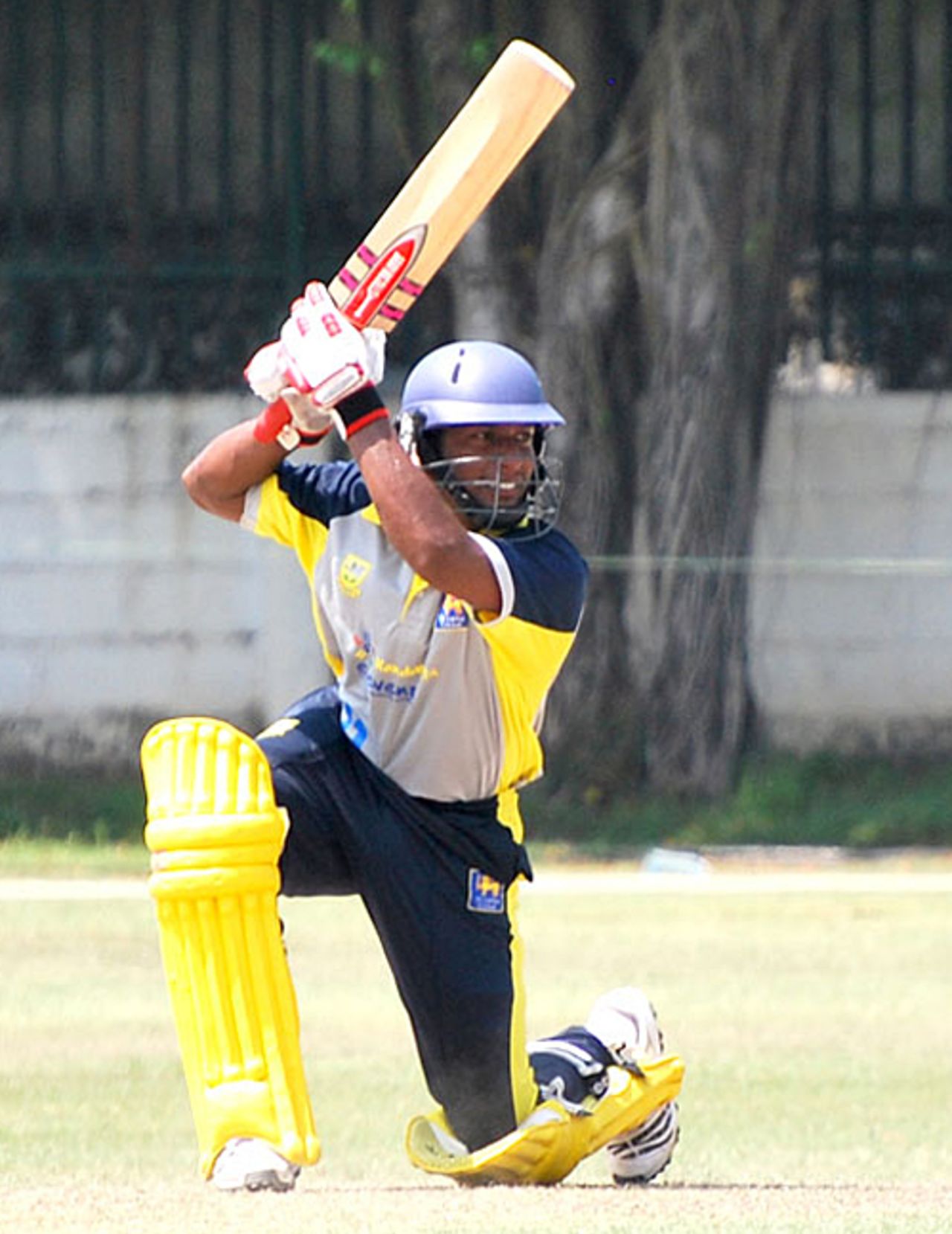 Jeewan Mendis square-drives, Basnahira North v Kandurata, Sri Lanka Cricket Inter-Provincial Limited Over Tournament, Colombo, February 6, 2010