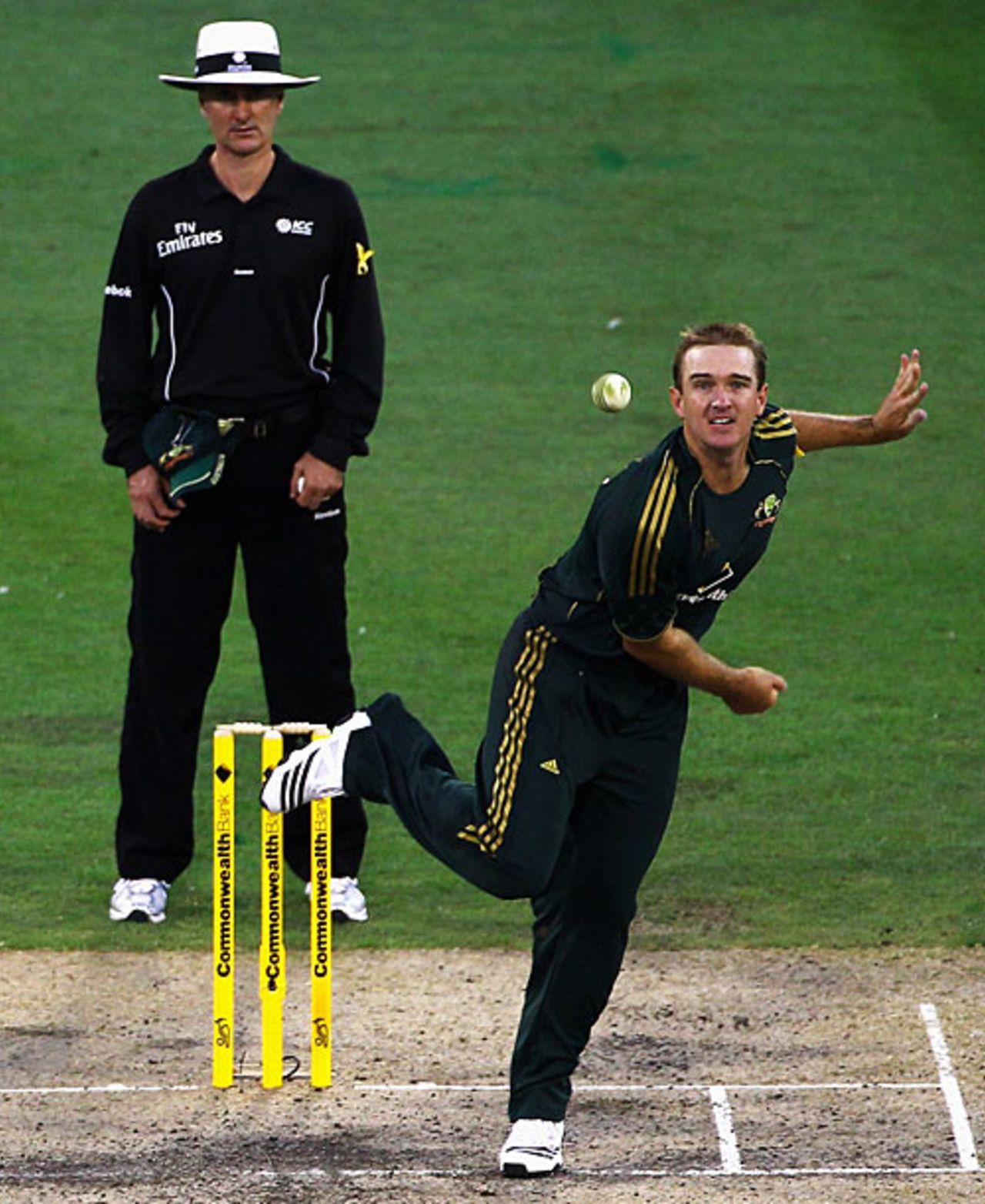 Nathan Hauritz lets it rip, Australia v West Indies, 1st ODI, MCG, February 7, 2010