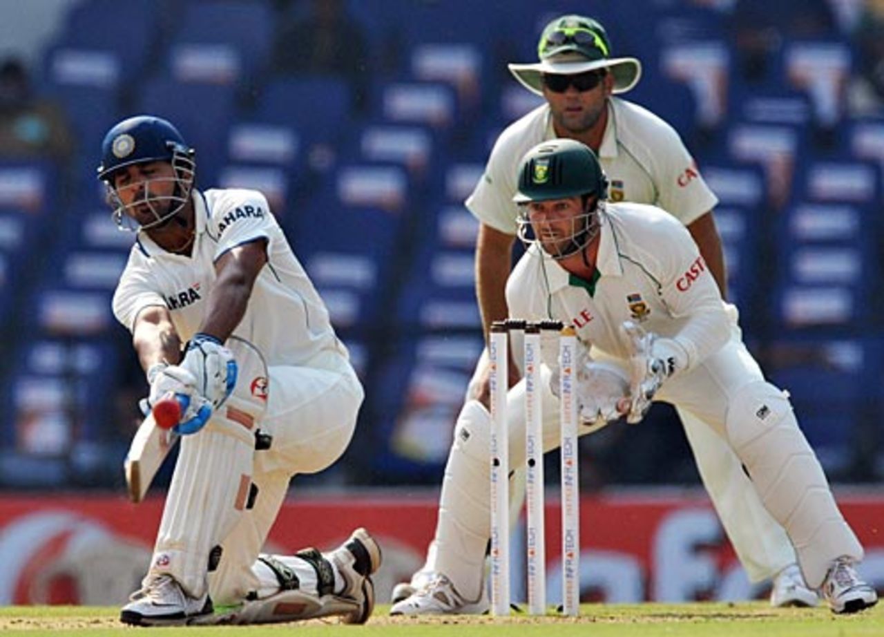 M Vijay top edges a sweep, India v South Africa, 1st Test, Nagpur, 4th day, February 9, 2010