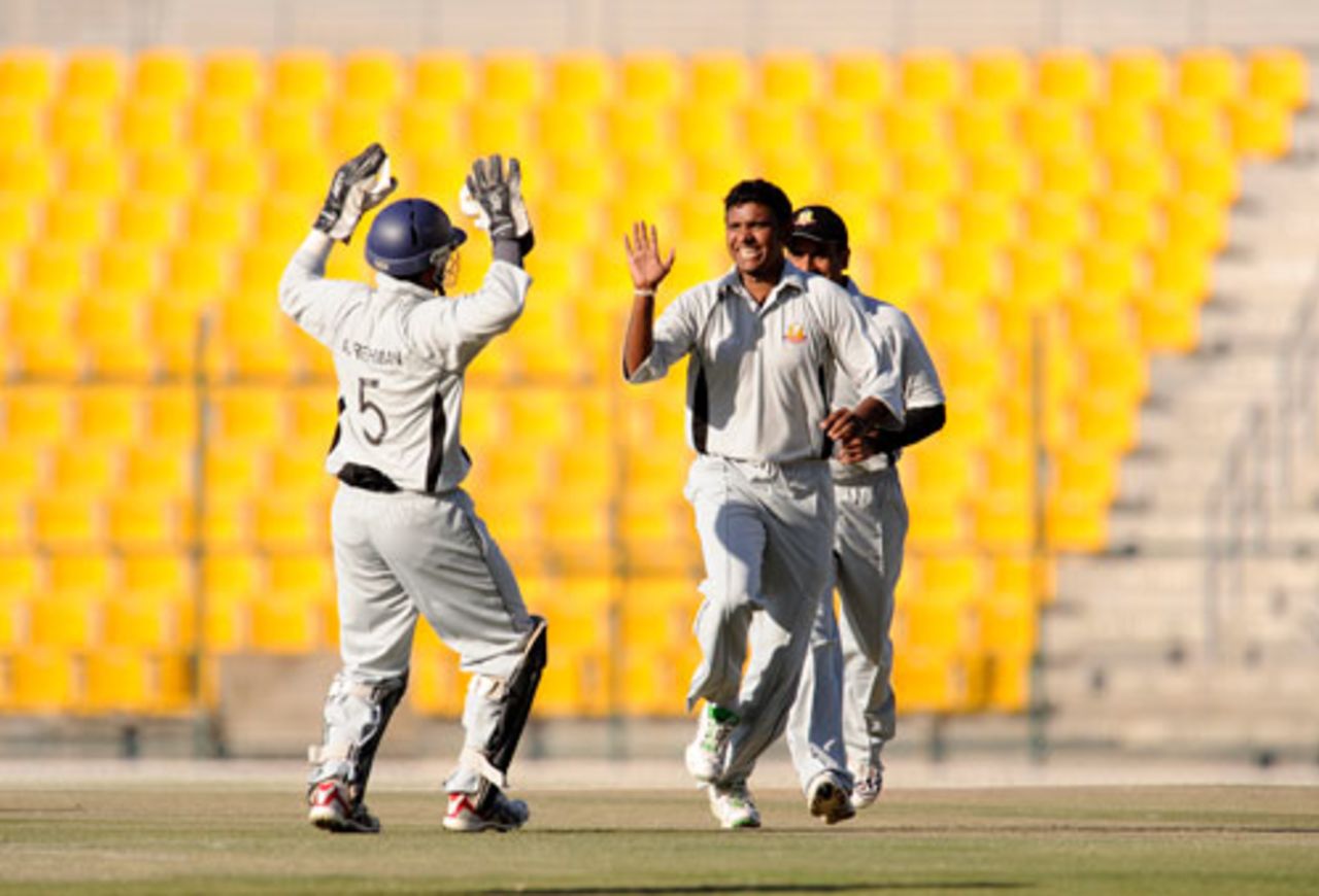 UAE celebrate a wicket, Kenya v UAE, ICC World Twenty20 Qualifiers, February 9, 2010