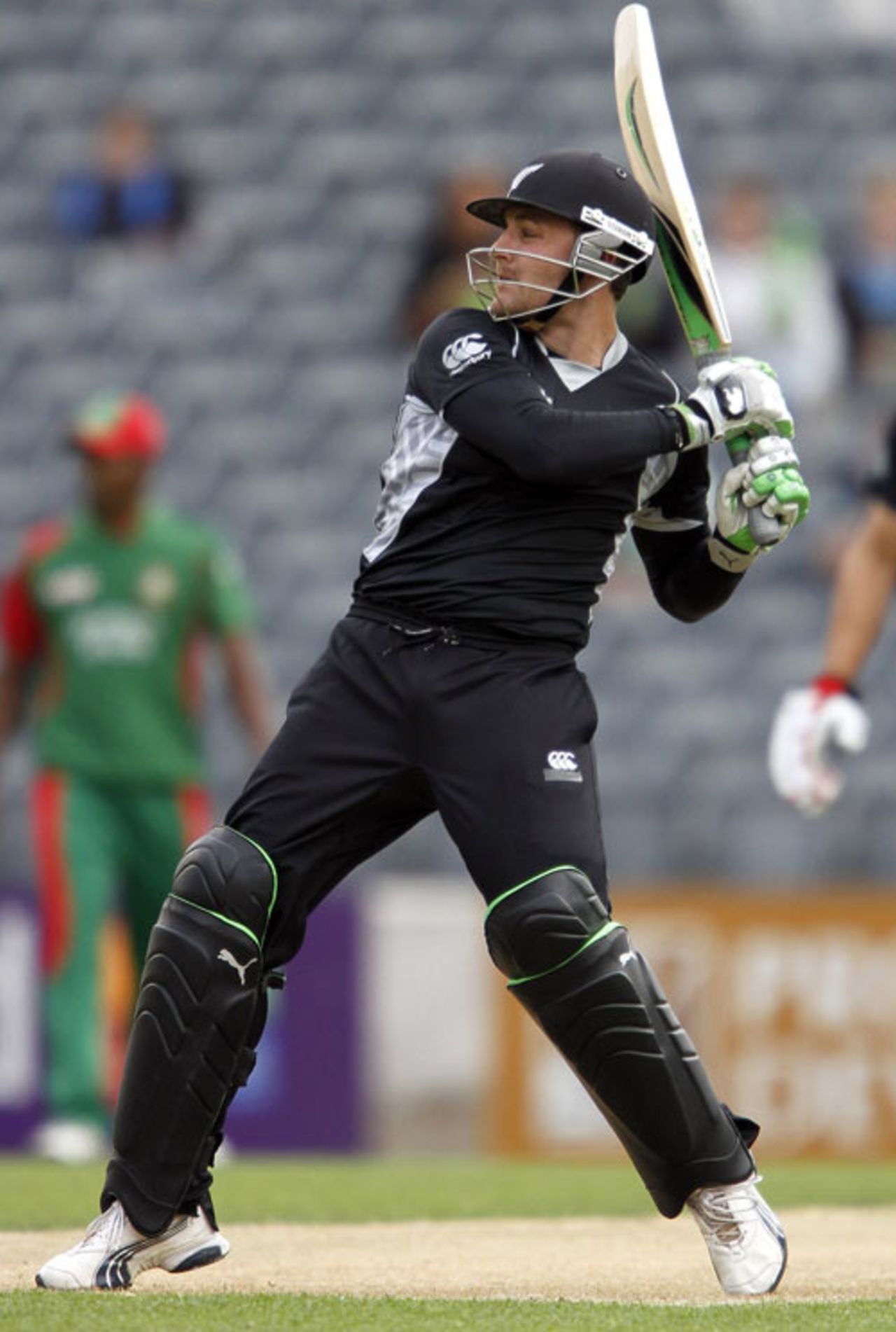 Brendon McCullum plays an aggressive shot, New Zealand v Bangladesh, 3rd ODI, Christchurch, February 11, 2010