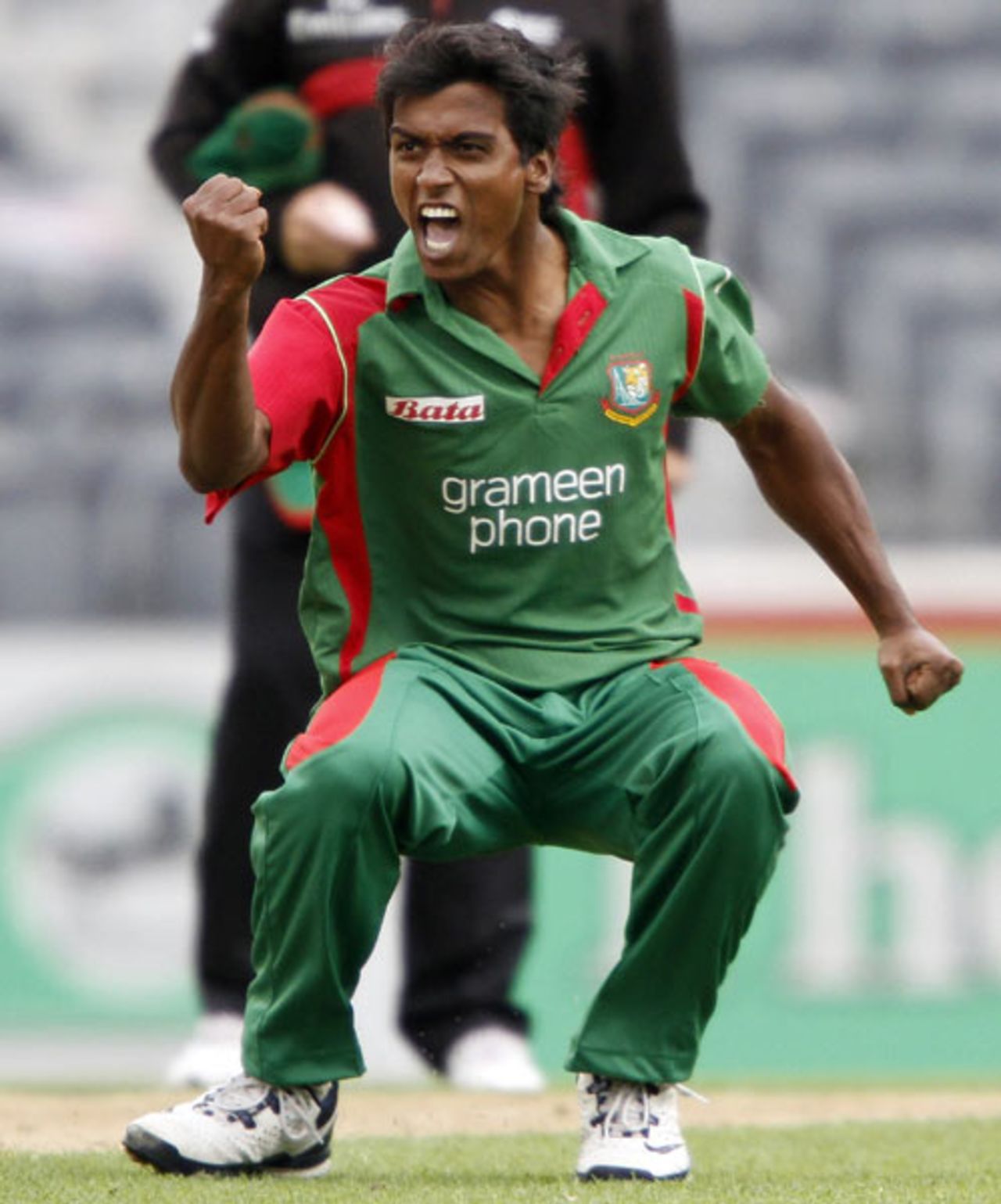 Rubel Hossain is delighted after bowling Brendon McCullum, New Zealand v Bangladesh, 3rd ODI, Christchurch, February 11, 2010