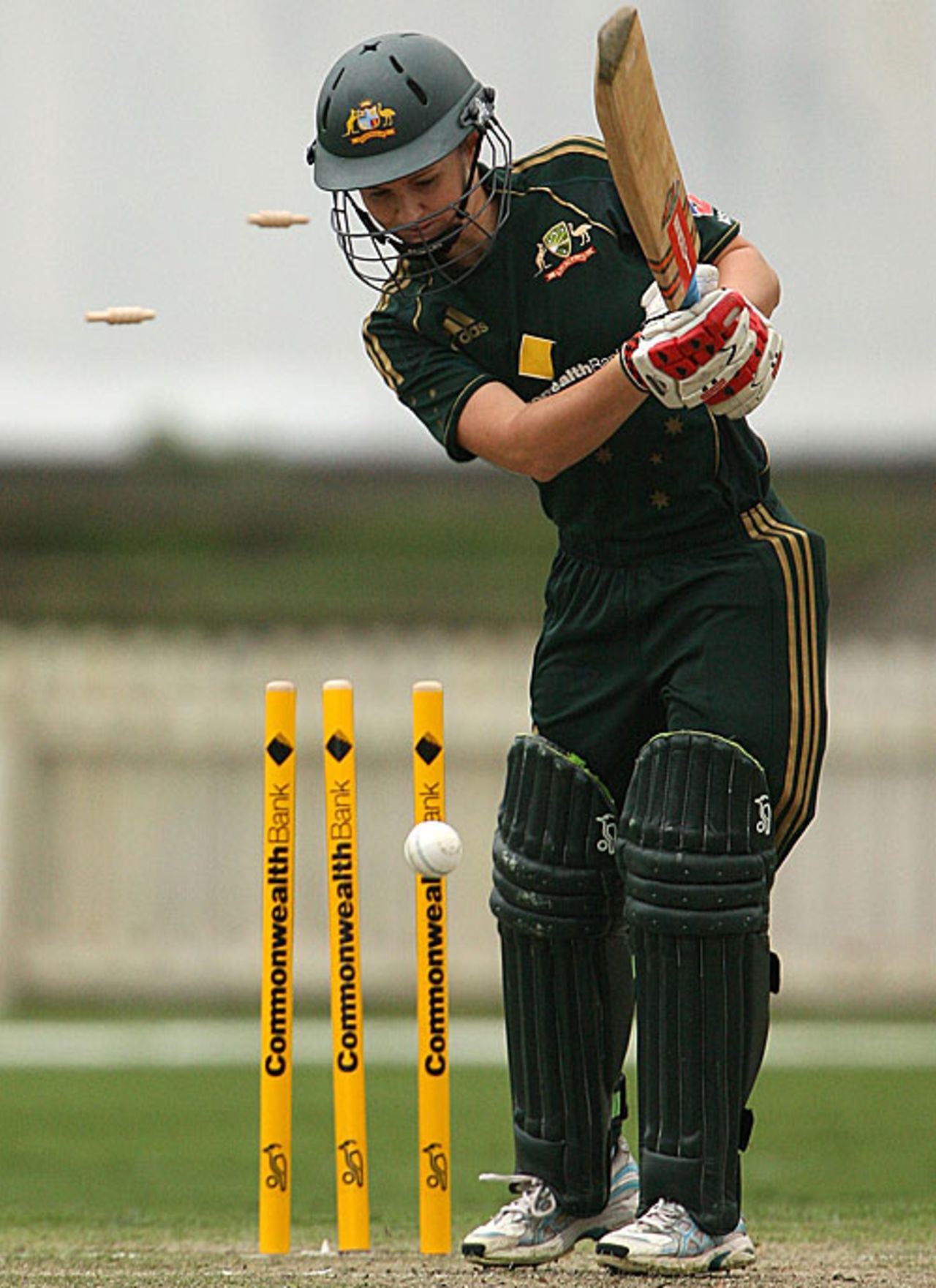 Leah Poulton is bowled for a duck by Kate Pulford, Australia v New Zealand, 3rd women's ODI, Melbourne, February 14, 2010