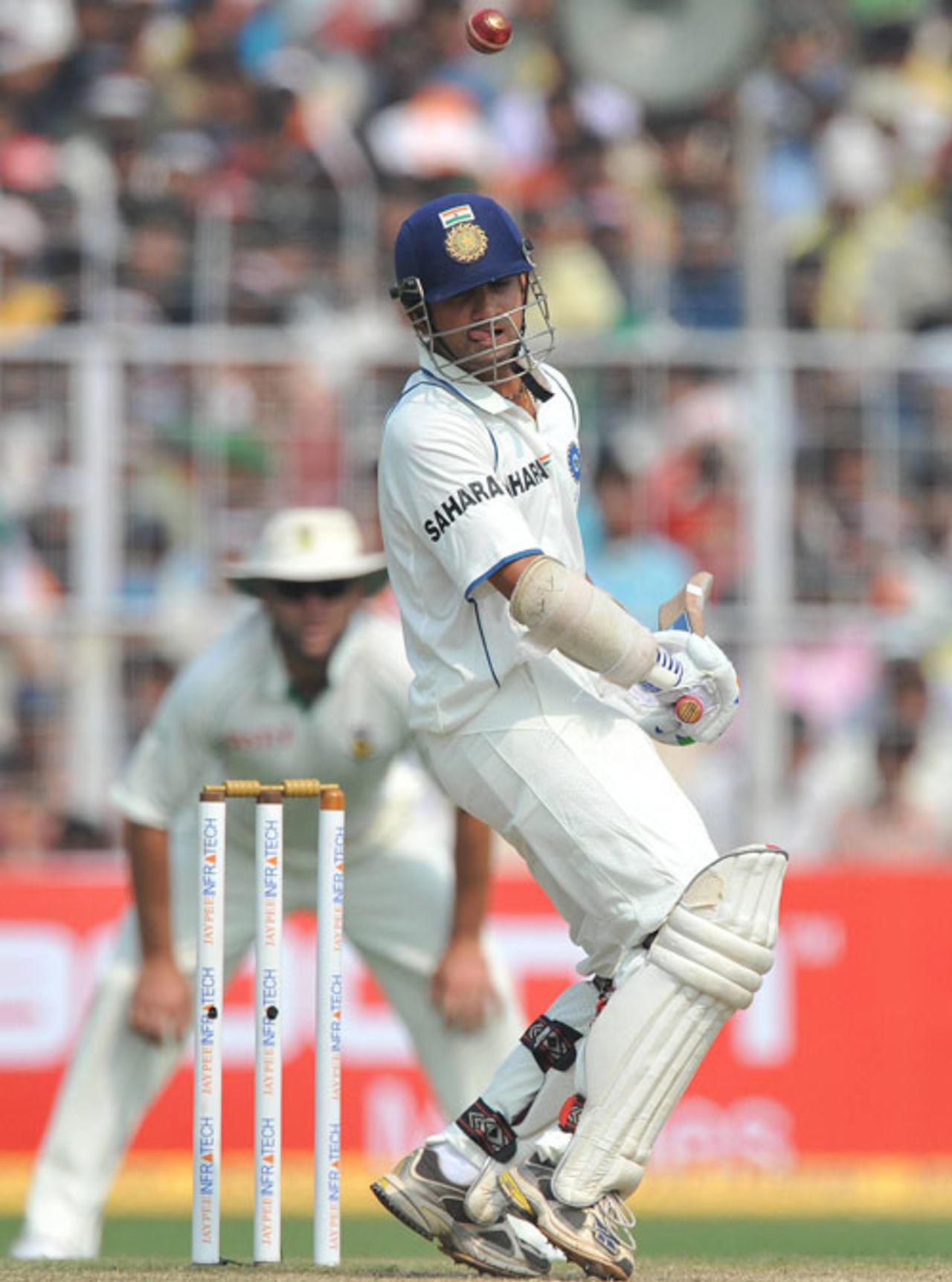 Gautam Gambhir lets one go through to the keeper, India v South Africa, 2nd Test, Kolkata, 2nd day, February 15, 2010