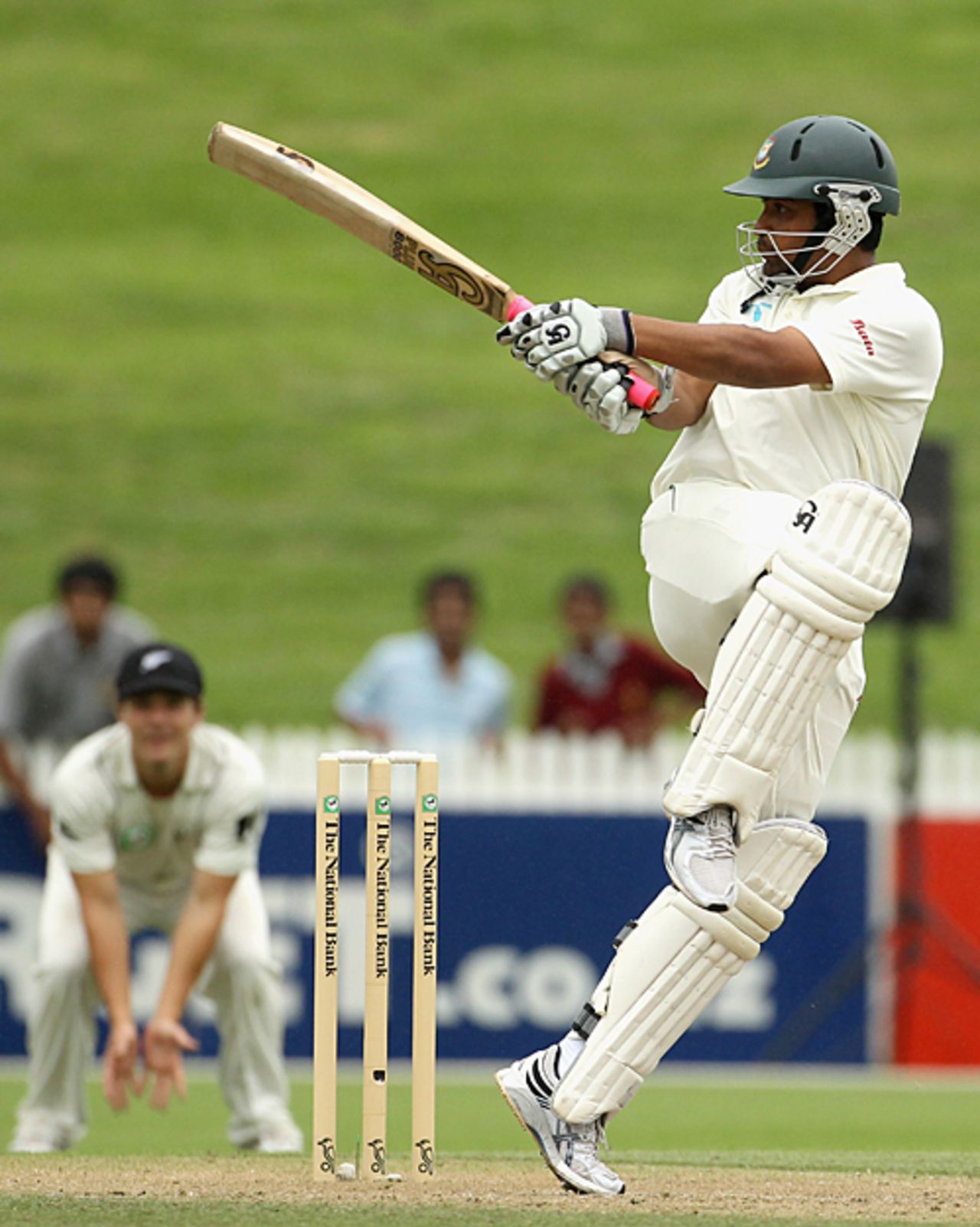 Tamim Iqbal pulls, New Zealand v Bangladesh, only Test, Hamilton, 2nd day, February 16, 2010