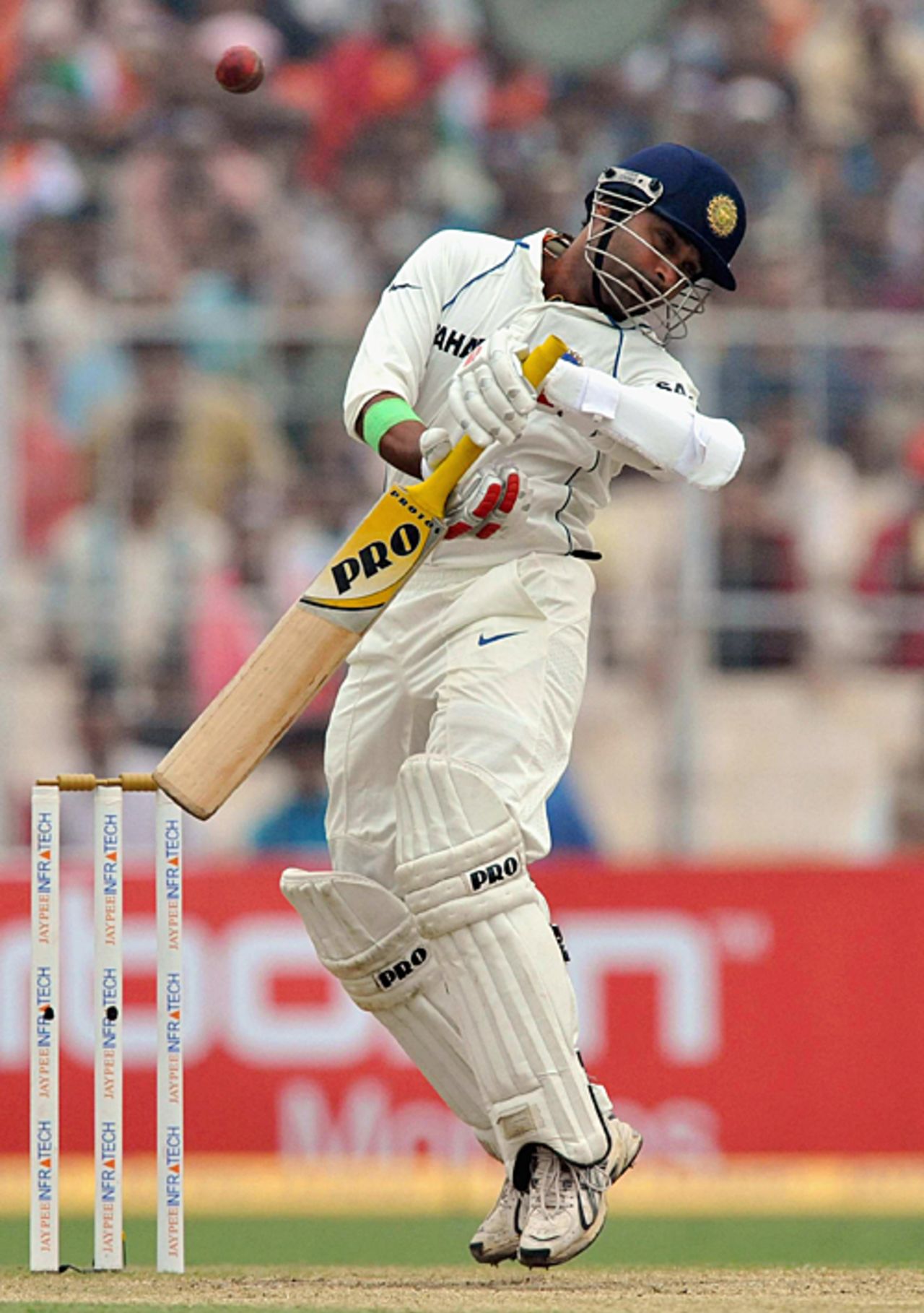 Amit Mishra does well to evade a bouncer, India v South Africa, 2nd Test, Kolkata, 3rd day, February 16, 2010