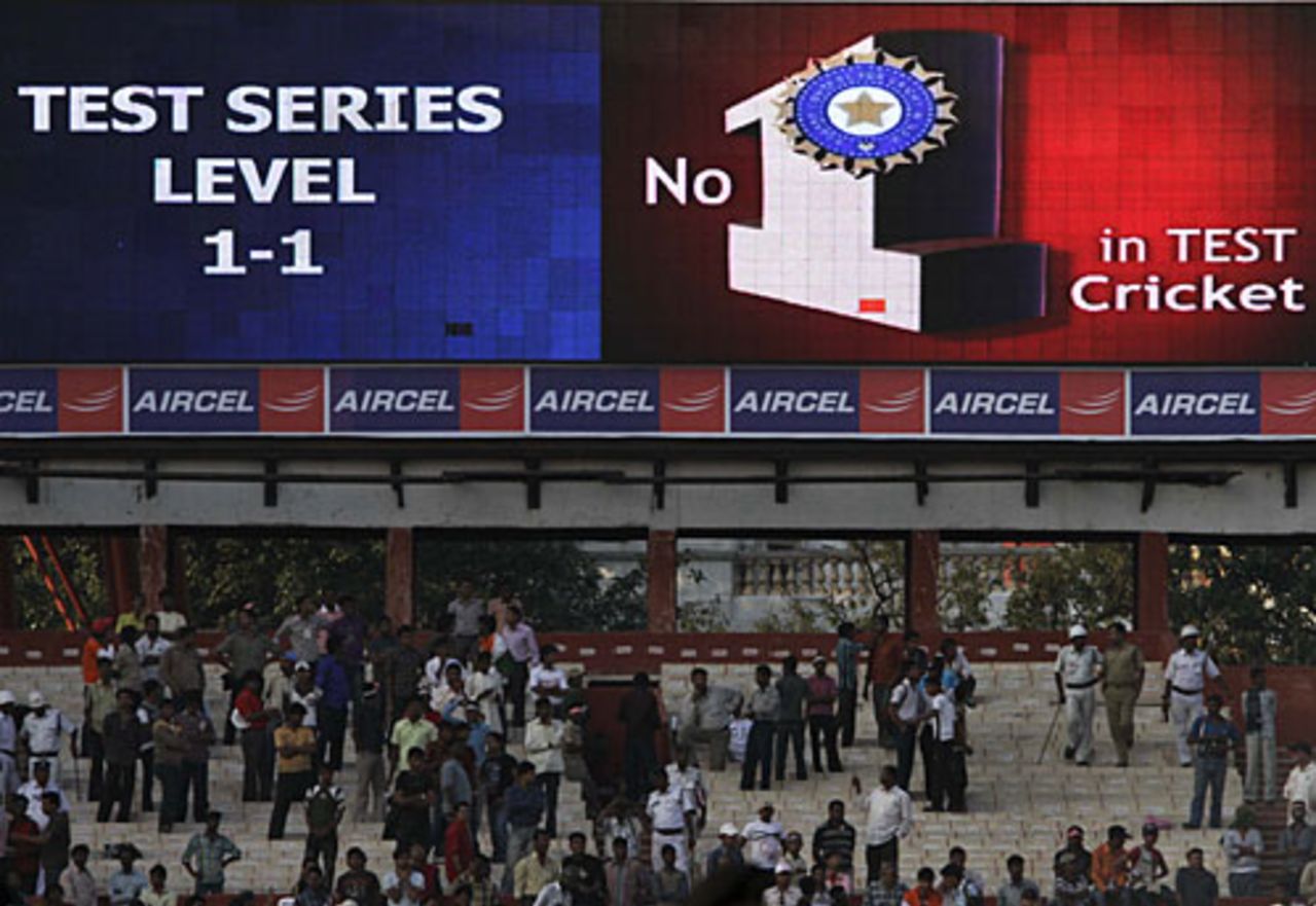 The scoreboard at the Eden Gardens confirms the result, India v South Africa, 2nd Test, Kolkata, 5th day, February 18, 2010