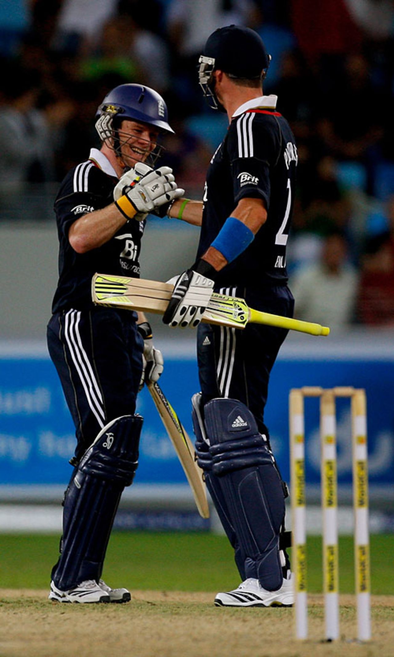 Kevin Pietersen and Eoin Morgan's record partnership for England in Twenty20 Internationals made light work of Pakistan's total, England v Pakistan, 1st Twenty20, Dubai, February 19, 2010