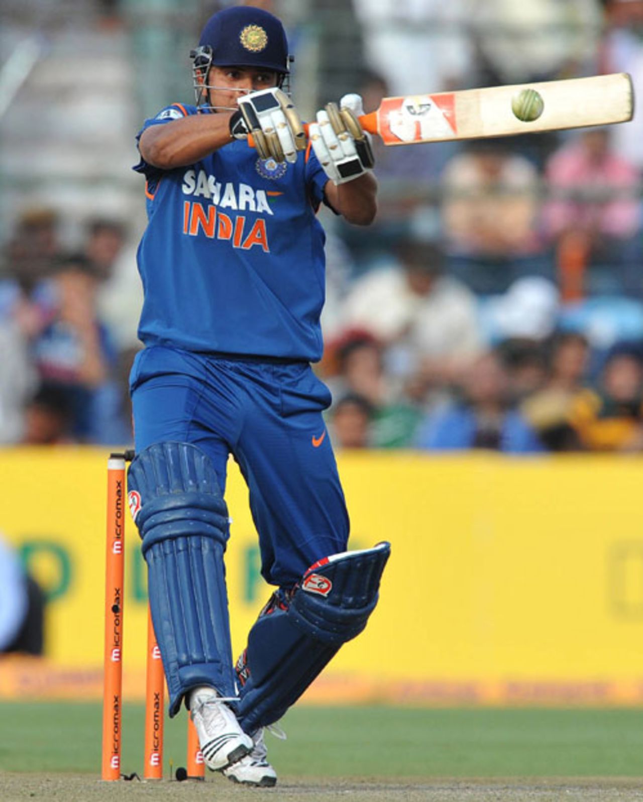 Suresh Raina handles the short ball dismissively, India v South Africa, 1st ODI, Jaipur, February 21, 2010