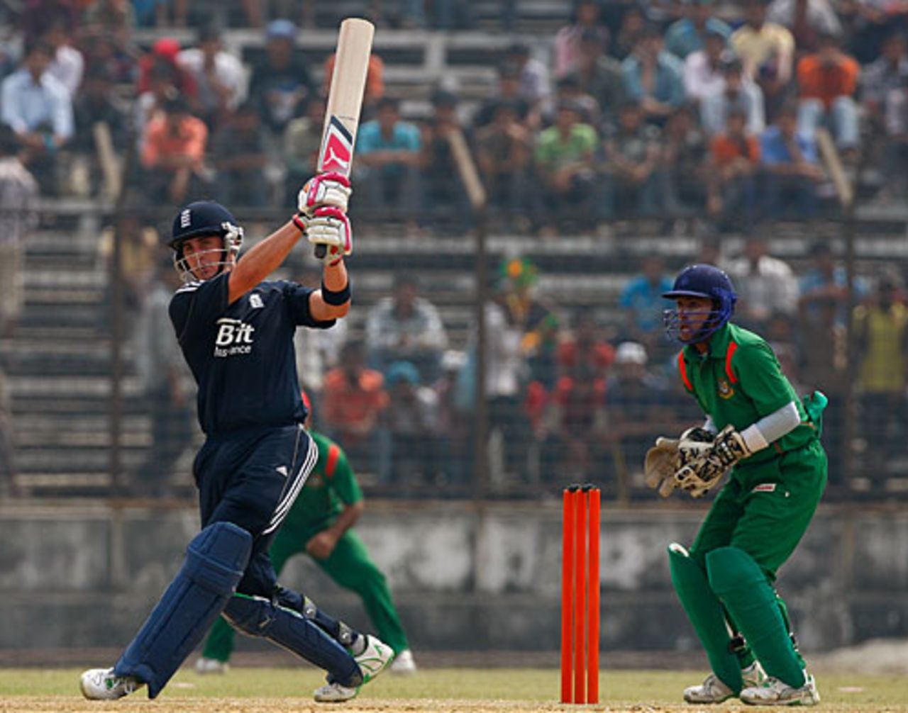 Another big hit from Craig Kieswetter, Bangladesh Cricket Board XI v England XI, Dhaka, February 23, 2010