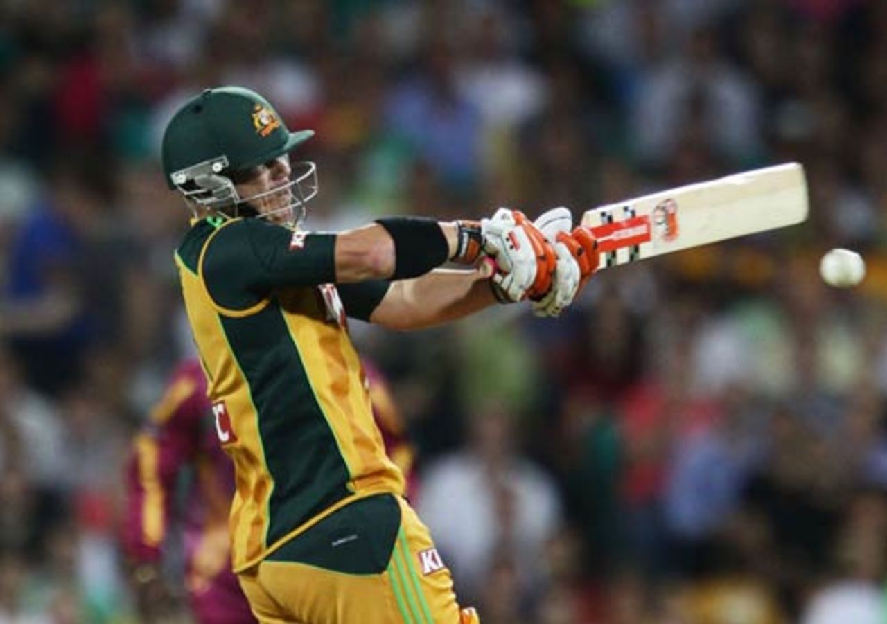 David Warner connects with another powerful pull, Australia v West Indies, 2nd Twenty20, Sydney, February 23, 2010