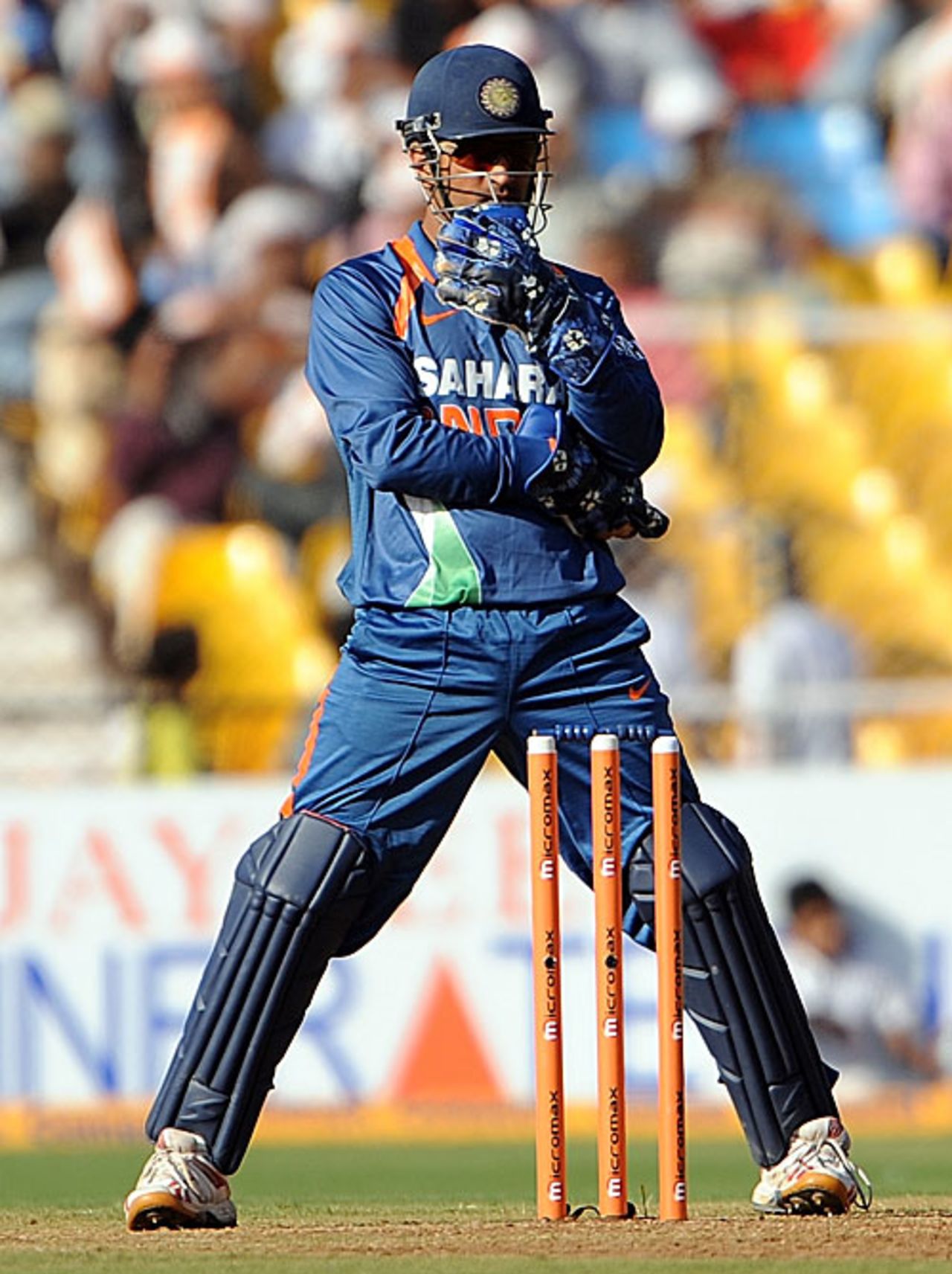 MS Dhoni ponders his next move, India v South Africa, 3rd ODI, Ahmedabad, February 27, 2010