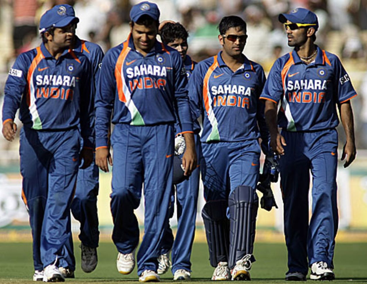 The Indians get together for a drinks break, India v South Africa, 3rd ODI, Ahmedabad, February 27, 2010