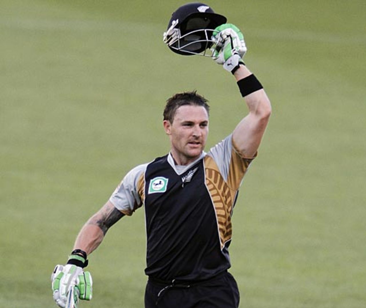 Brendon McCullum scored the second Twenty20 international century, New Zealand v Australia, 2nd Twenty20 international, Christchurch, February 28, 2010