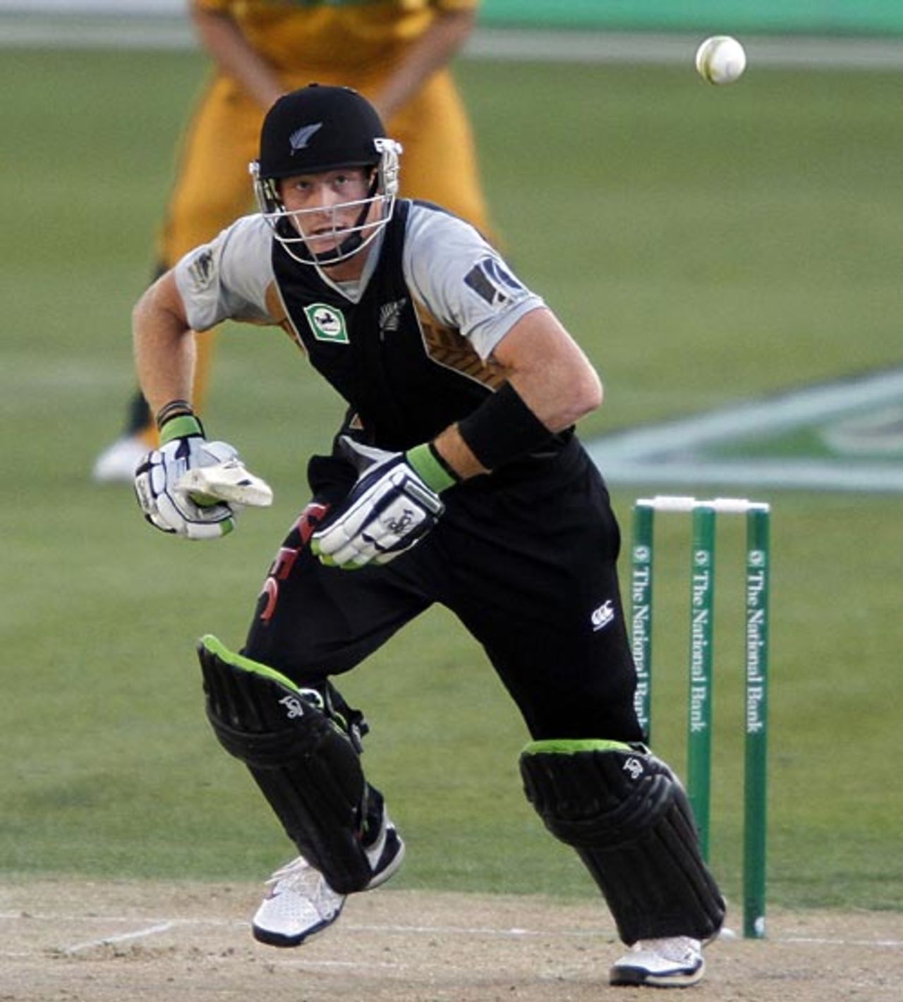 Martin Guptill sets off for a run, New Zealand v Australia, 2nd Twenty20 international, Christchurch, February 28, 2010