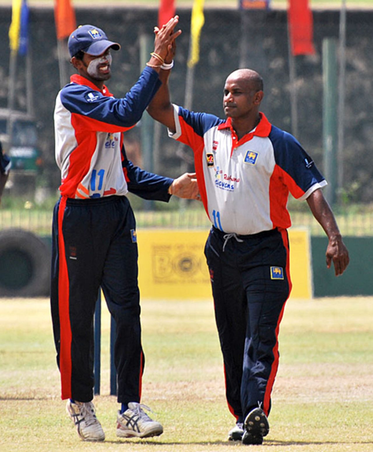 Sanath Jayasuriya picked up two wickets, Basnahira South v Ruhuna, Sri Lanka Cricket Inter-Provincial Twenty20 Tournament, Galle, March 4, 2010