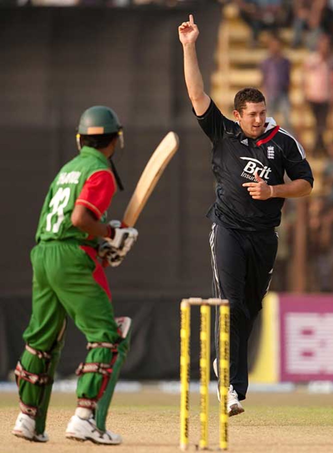 Tim Bresnan impressed with a career-best 4 for 28, Bangladesh v England, 3rd ODI, Chittagong, March 5, 2010