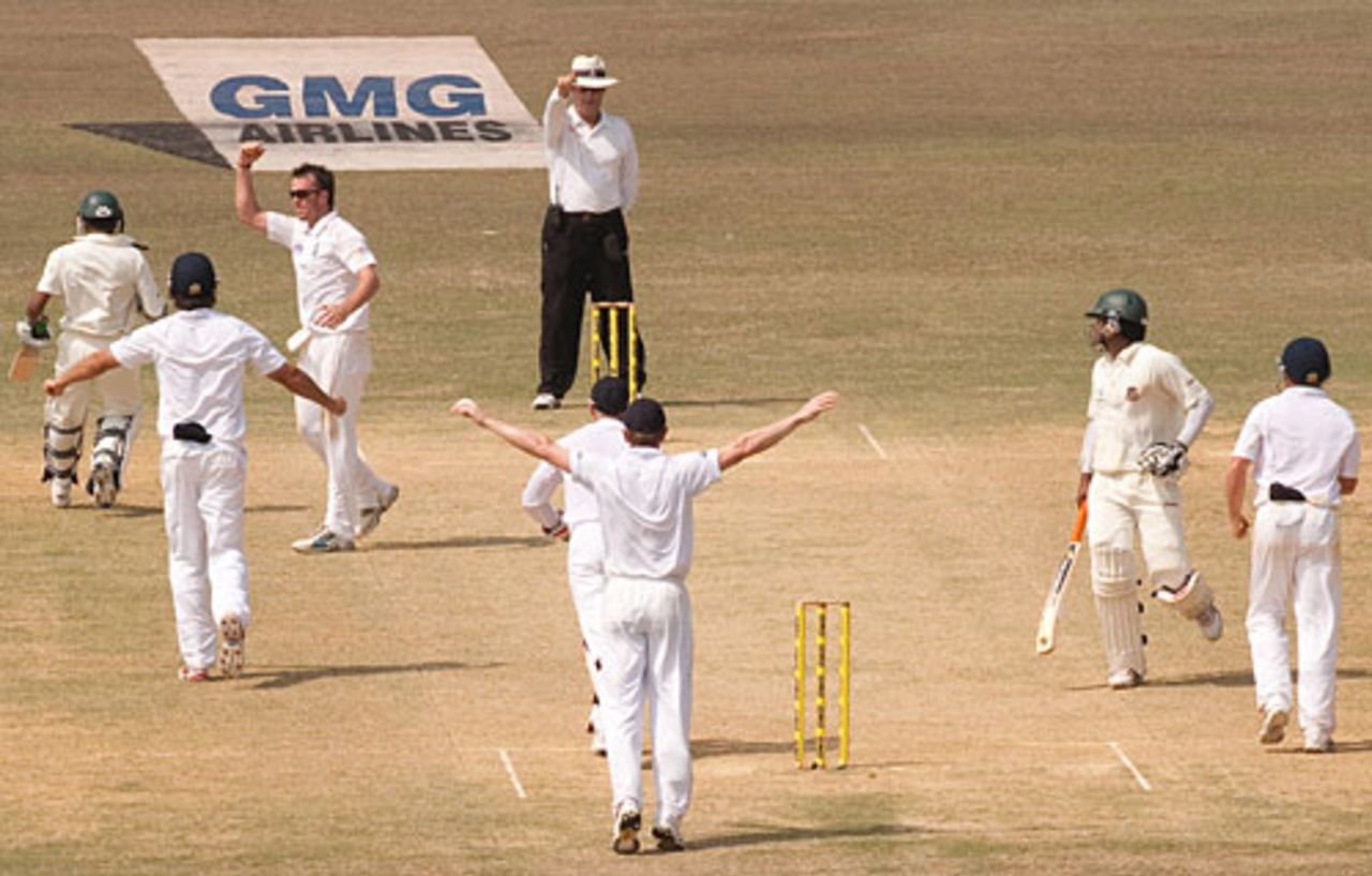 Graeme Swann was fortunate to have Shakib Al Hasan given out lbw, Bangladesh v England, 1st Test, Chittagong, March 15, 2010
