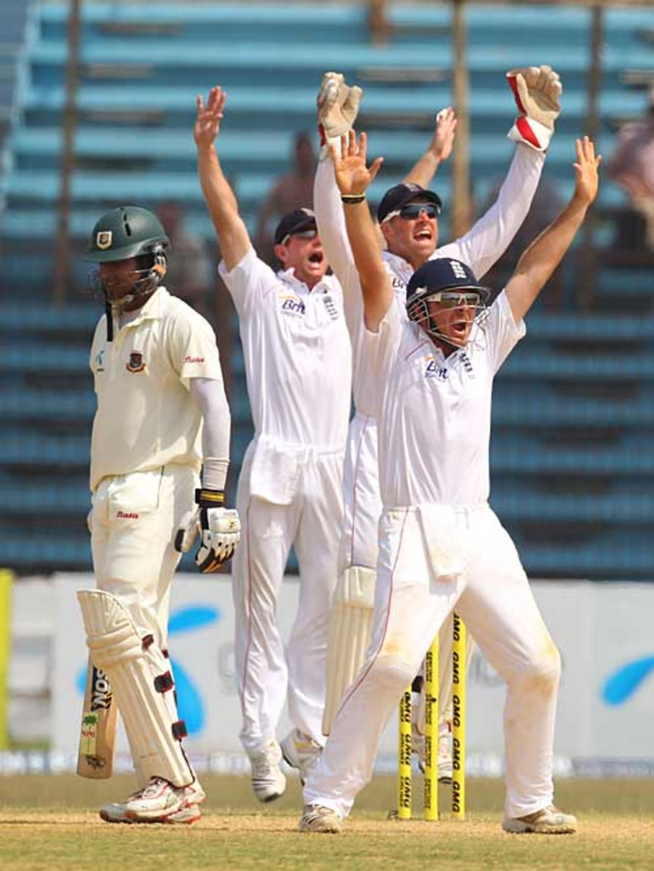 England had to start pleading for wickets on the final day, Bangladesh v England, 1st Test, Chittagong, March 16, 2010