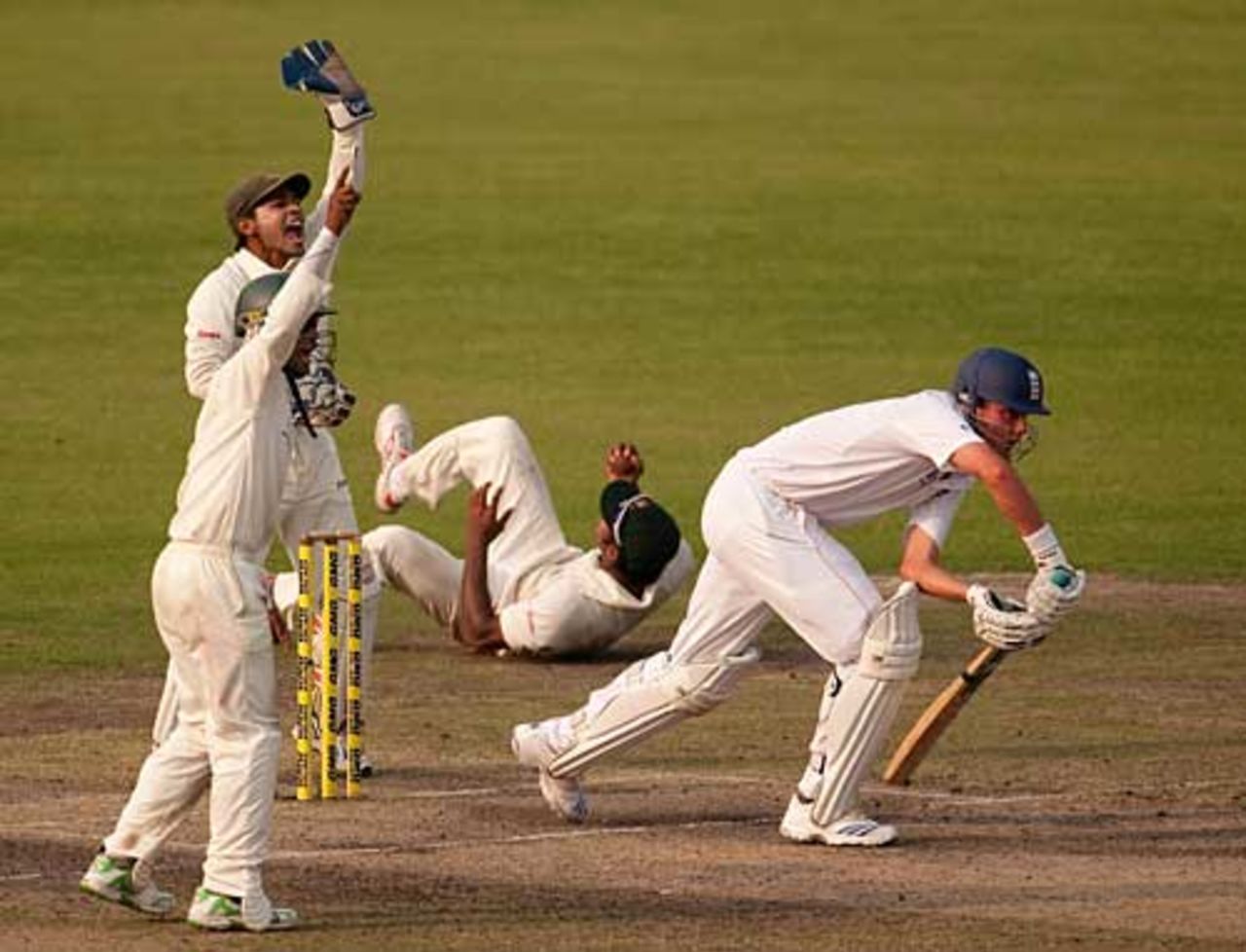 Stuart Broad props forward and falls lbw to Mahmudullah, Bangladesh v England, 2nd Test, Dhaka, 3rd day, March 22, 2010