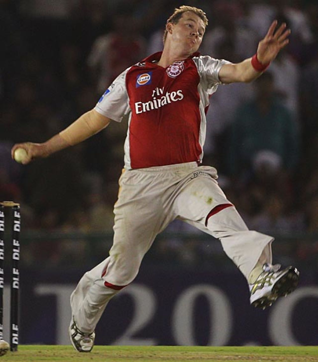 Brett Lee prepares to deliver, Kings XI Punjab v Kolkata Knight Riders, IPL, Mohali, March 27, 2010