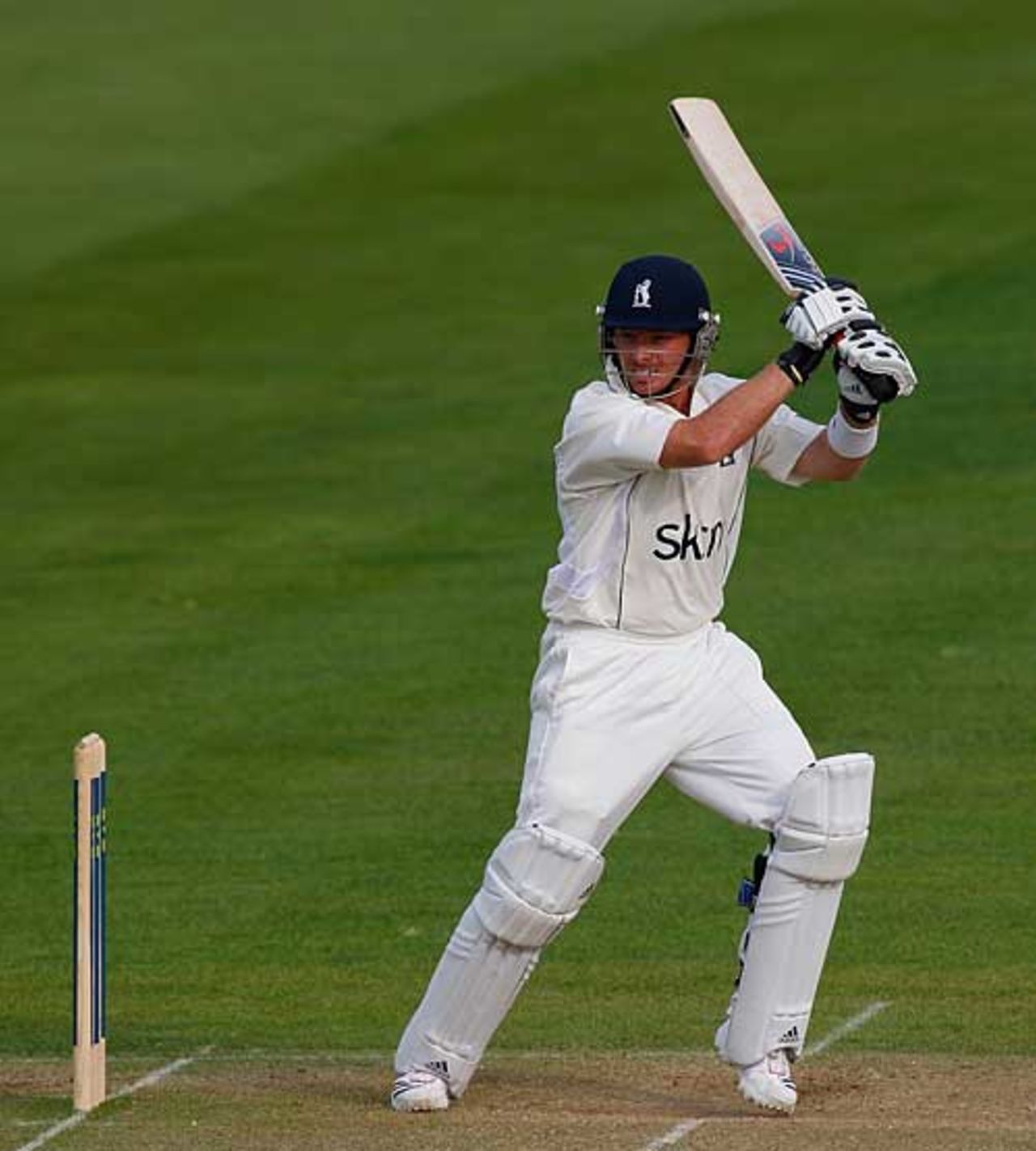 Ian Bell helped Warwickshire back into the lead against Yorkshire, Warwickshire v Yorkshire, County Championship Division One, Edgbaston, April 10, 2010