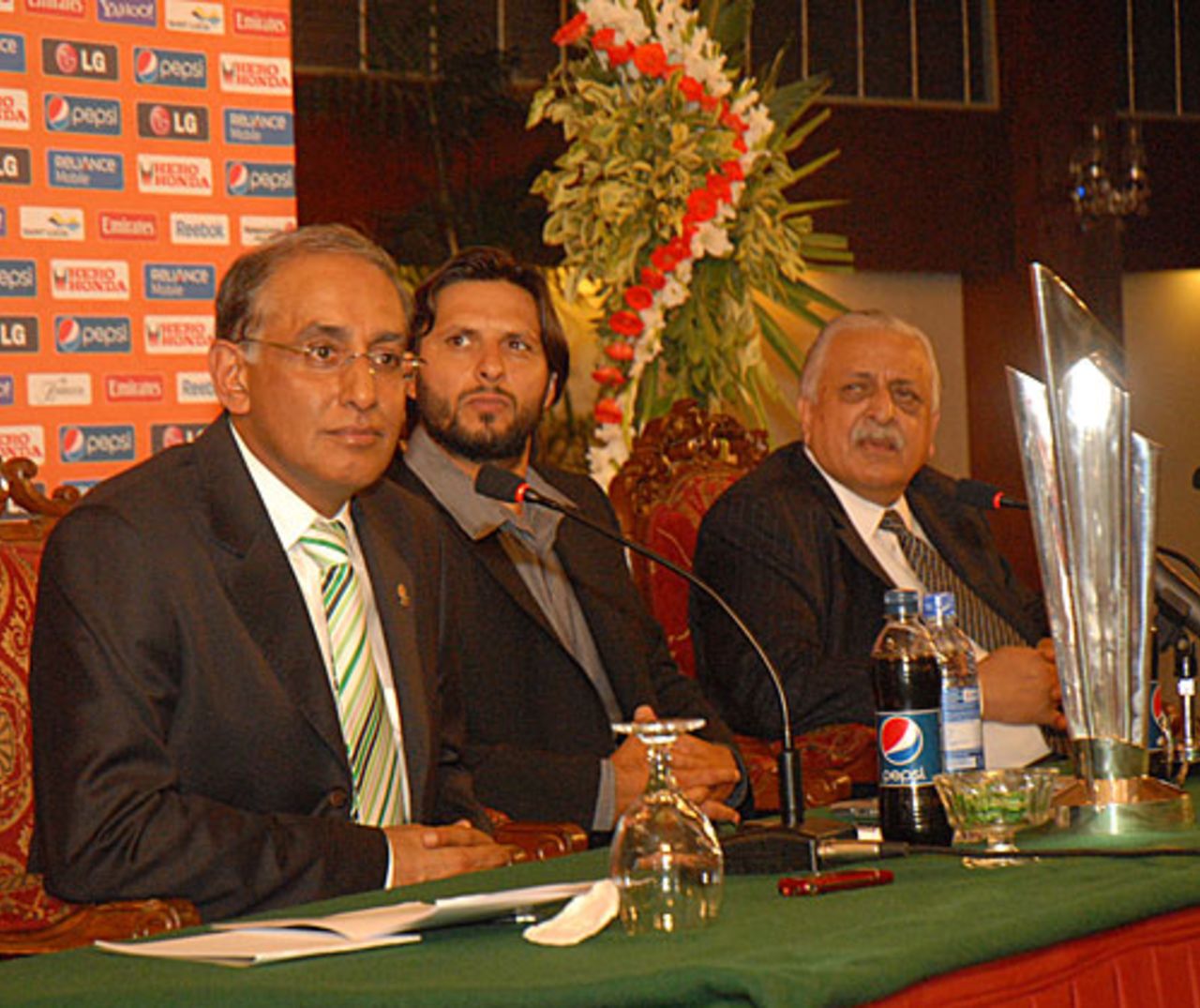 Haroon Lorgat, Shahid Afridi and Ijaz Butt address the media during the official launch of the ICC World Twenty20 in Karachi, April 15, 2010