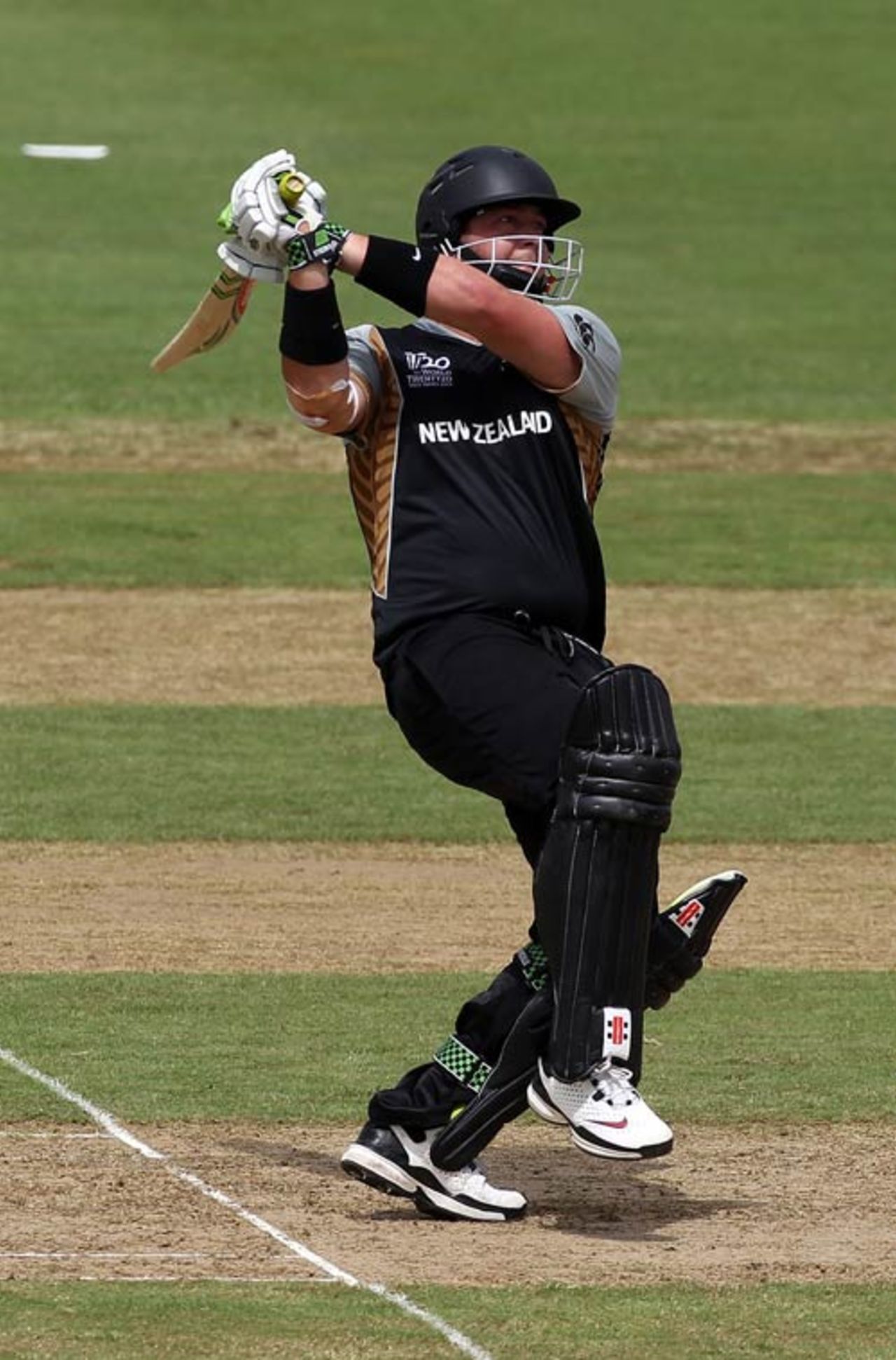 Jesse Ryder pulls over the top, Ireland v New Zealand, ICC World Twenty20 warm-up, Guyana, April 27, 2010