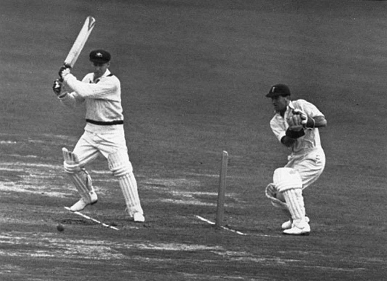  Arthur Morris cuts on his way to 196, England v Australia, 5th Test, The Oval, 2nd day, August 16, 1948