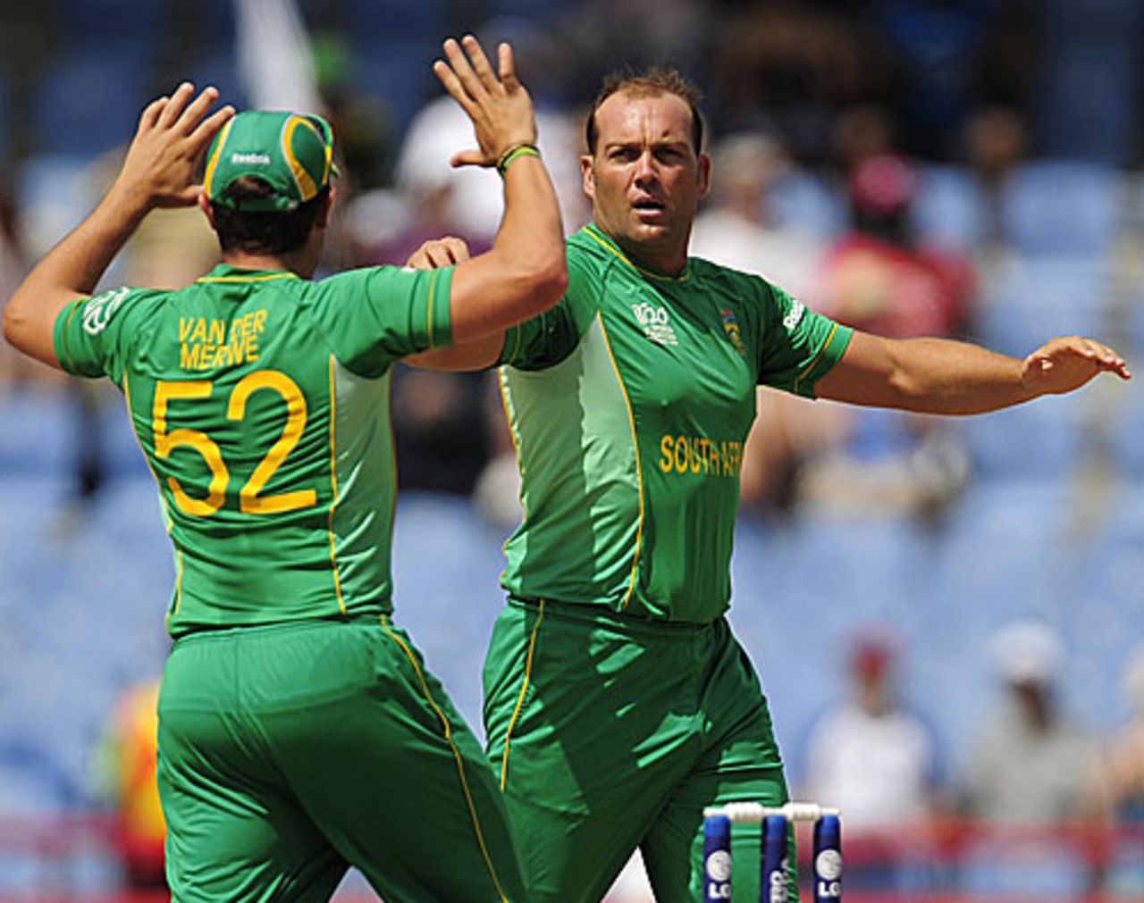 Jacques Kallis was amongst the wickets early on, Pakistan v South Africa, Super Eights, ICC World Twenty20, St Lucia, May 10, 2010