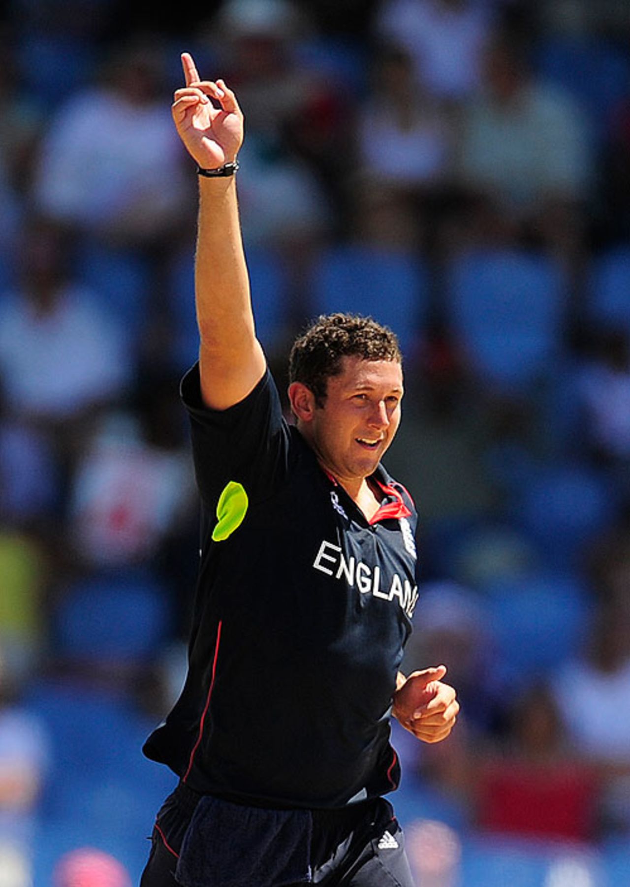 Tim Bresnan kept things tight for England and removed Jesse Ryder early, England v New Zealand, Super Eights, ICC World Twenty20, St Lucia, May 10, 2010