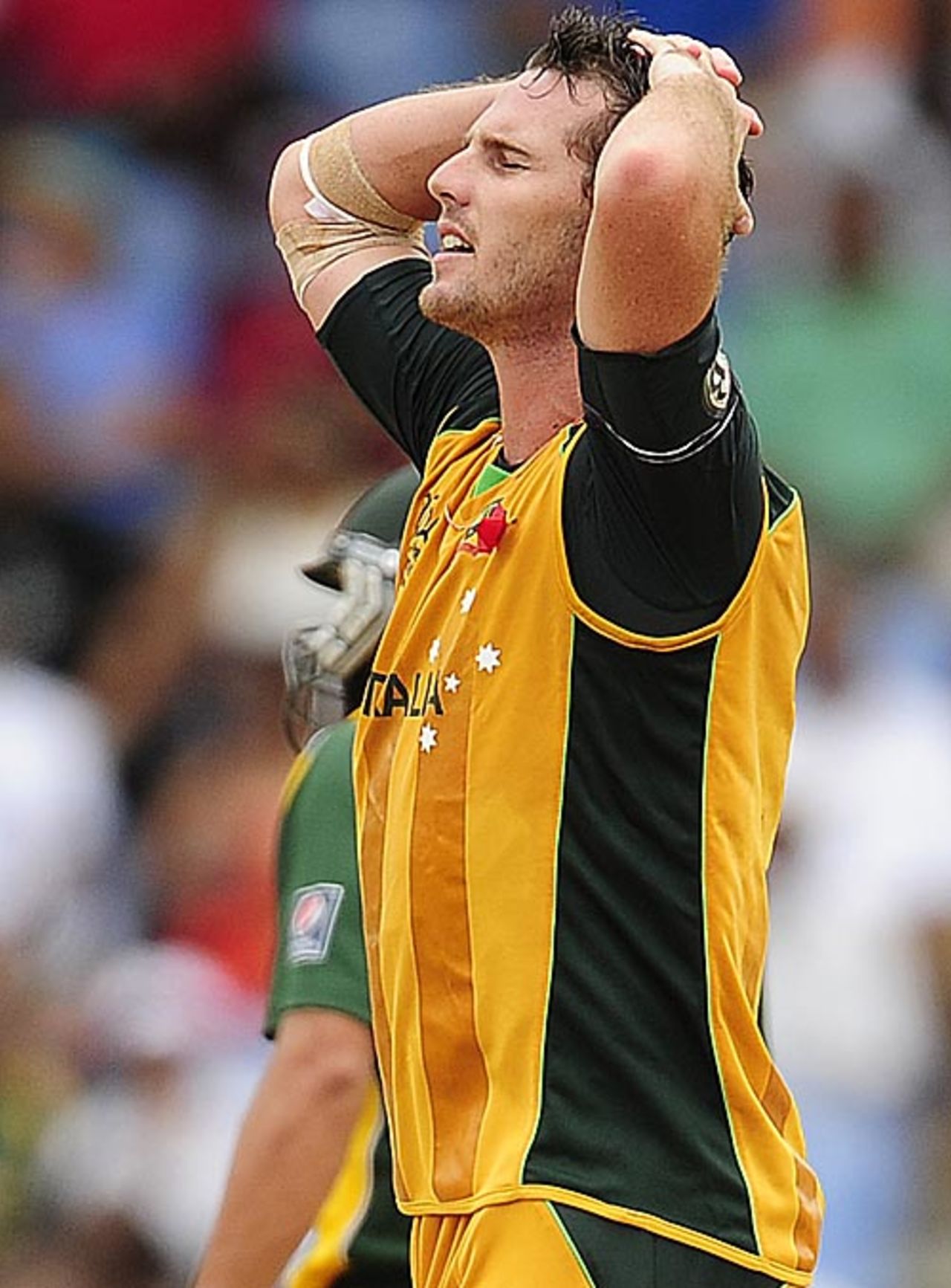 Shaun Tait was the pick of Australia's bowlers, but finished wicketless, Australia v Pakistan, 2nd semi-final, ICC World Twenty20, St Lucia, May 14, 2010