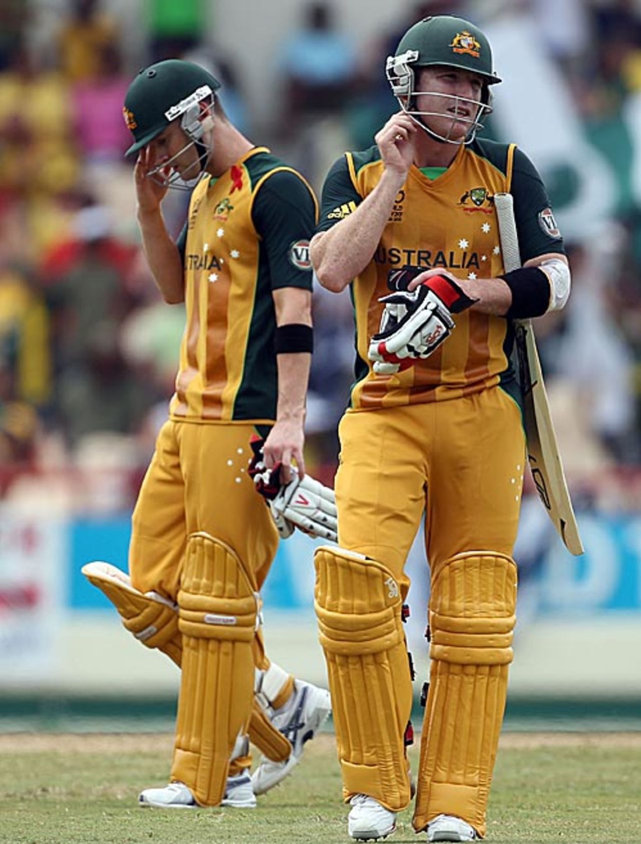 Michael Clarke and Brad Haddin fell in quick succession, Australia v Pakistan, 2nd semi-final, ICC World Twenty20, St Lucia, May 14, 2010