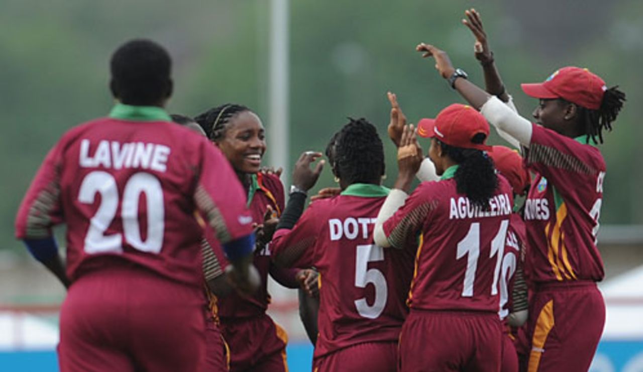 West Indies celebrate removing Suzie Bates after another delay for rain, West Indies Women v New Zealand Women, 2nd semi-final, Women's World Twenty20, St Lucia
