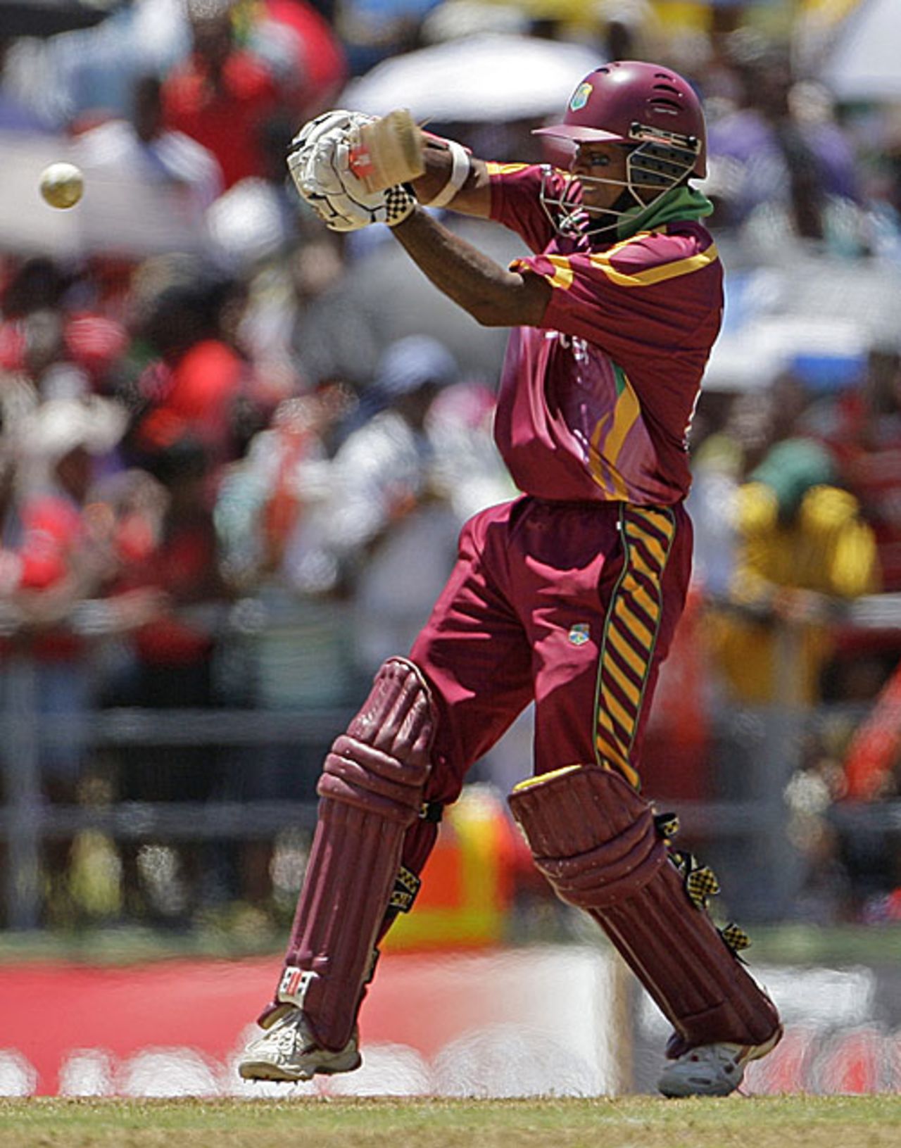 Shivnarine Chanderpaul shapes to play the pull, West Indies v South Africa, 4th ODI, Dominica, May 30, 2010