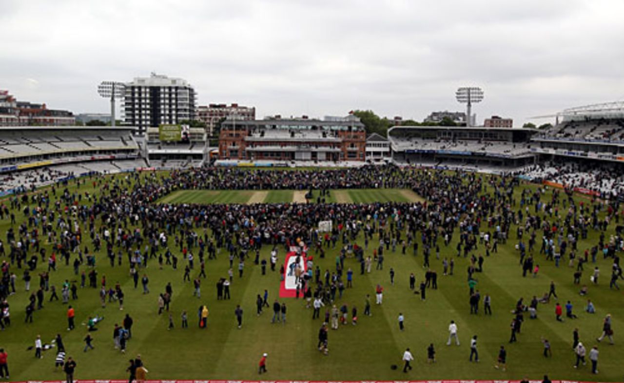 The crowd were allowed on the Lord's outfield during the lunch interval, England v Bangladesh, 1st Test, Lord's, May 31, 2010 

