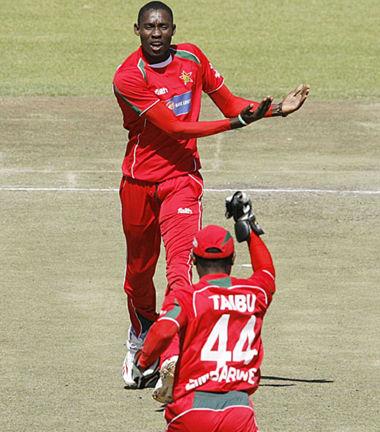 Christopher Mpofu does the cradle celebration, Zimbabwe v Sri Lanka, Tri-Series, 6th match, Harare, June 7, 2010 