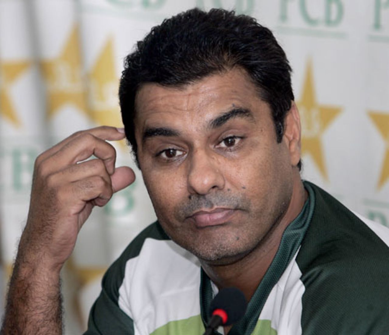 Pakistan coach Waqar Younis speaks to the press, Lahore, June 9, 2010
