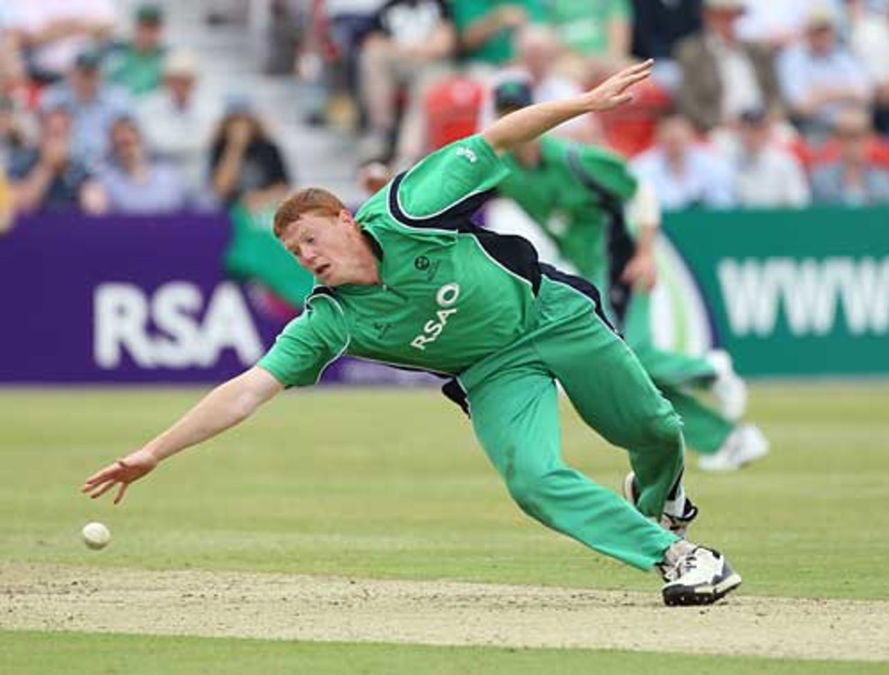 Kevin O'Brien trouble Australia with three wickets, Ireland v Australia, Only ODI, Dublin, June 17, 2010