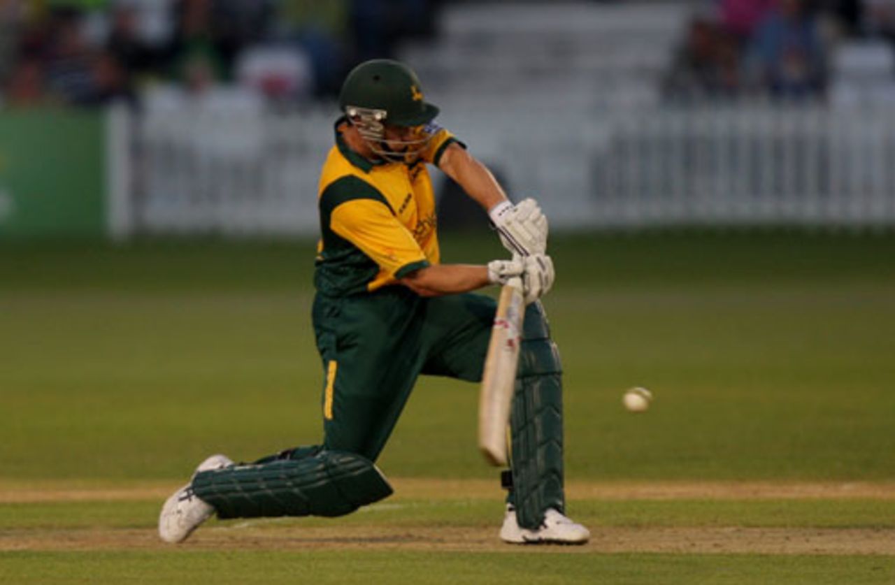 Matthew Wood ended unbeaten on 51 to help Nottinghamshire to victory, Derbyshire v Nottinghamshire, Friends Provident t20, Derby
