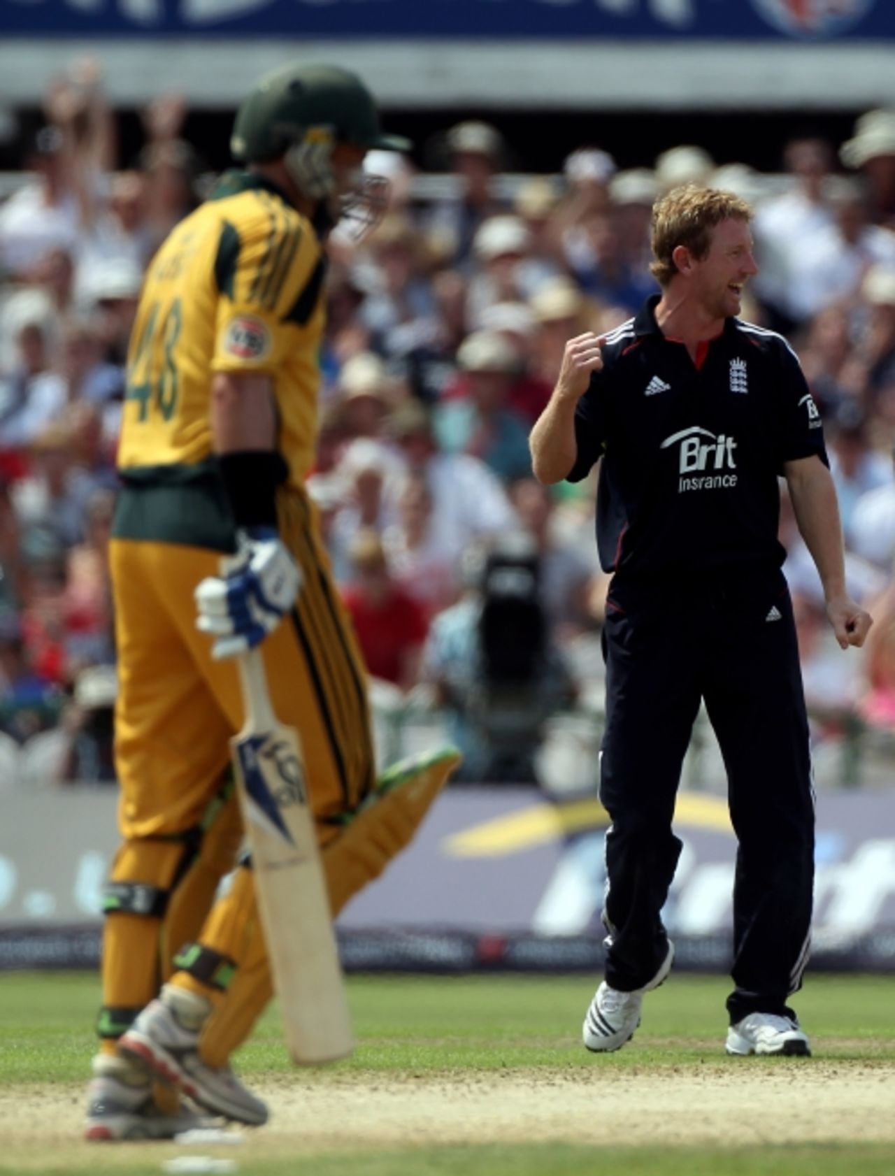 Paul Collingwood snuck one past Mike Hussey's defences as Australia's middle order struggled, England v Australia, 3rd ODI, Old Trafford, June 27, 2010