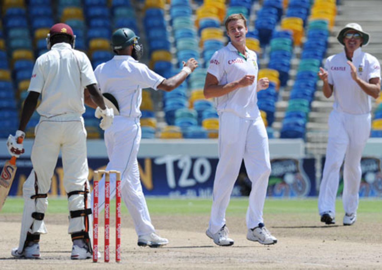 Morne Morkel dismisses Brandon Bess to bowl out West Indies, West Indies v South Africa, 3rd Test, Barbados, 4th day, June 29, 2010 