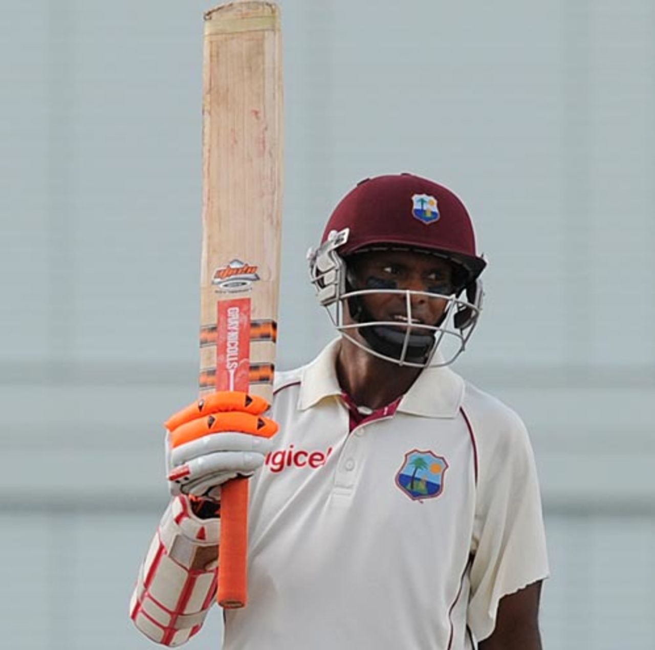 Shivnarine Chanderpaul reaches a half-century, West Indies v South Africa, 3rd Test, Barbados, 4th day, June 29, 2010 