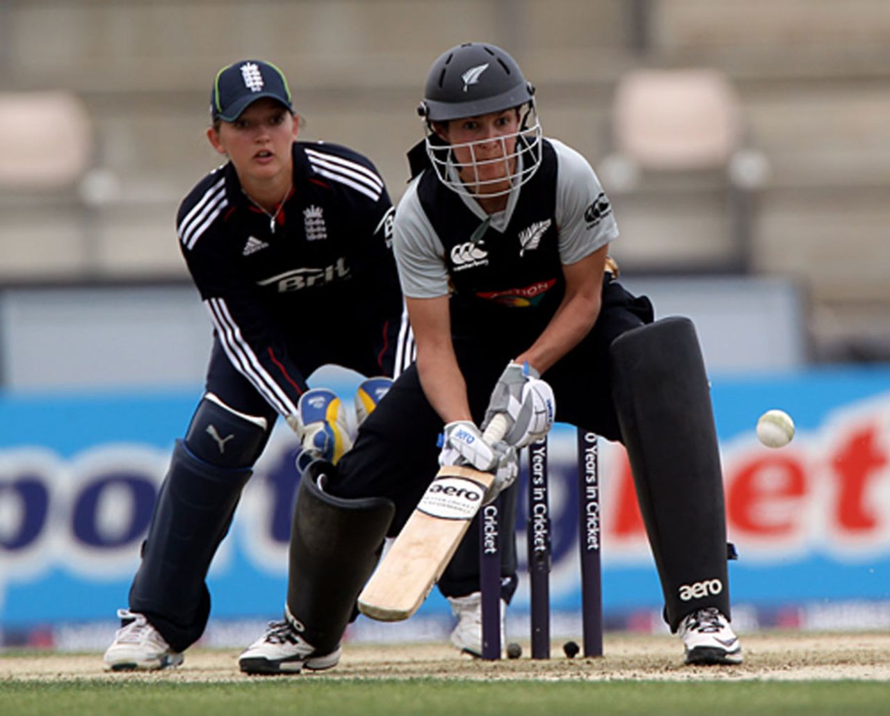 Sara McGlashan blended power with invention on her way to a 41-ball 47, England Women v New Zealand Women, 2nd T20I, Rose Bowl, July 1, 2010